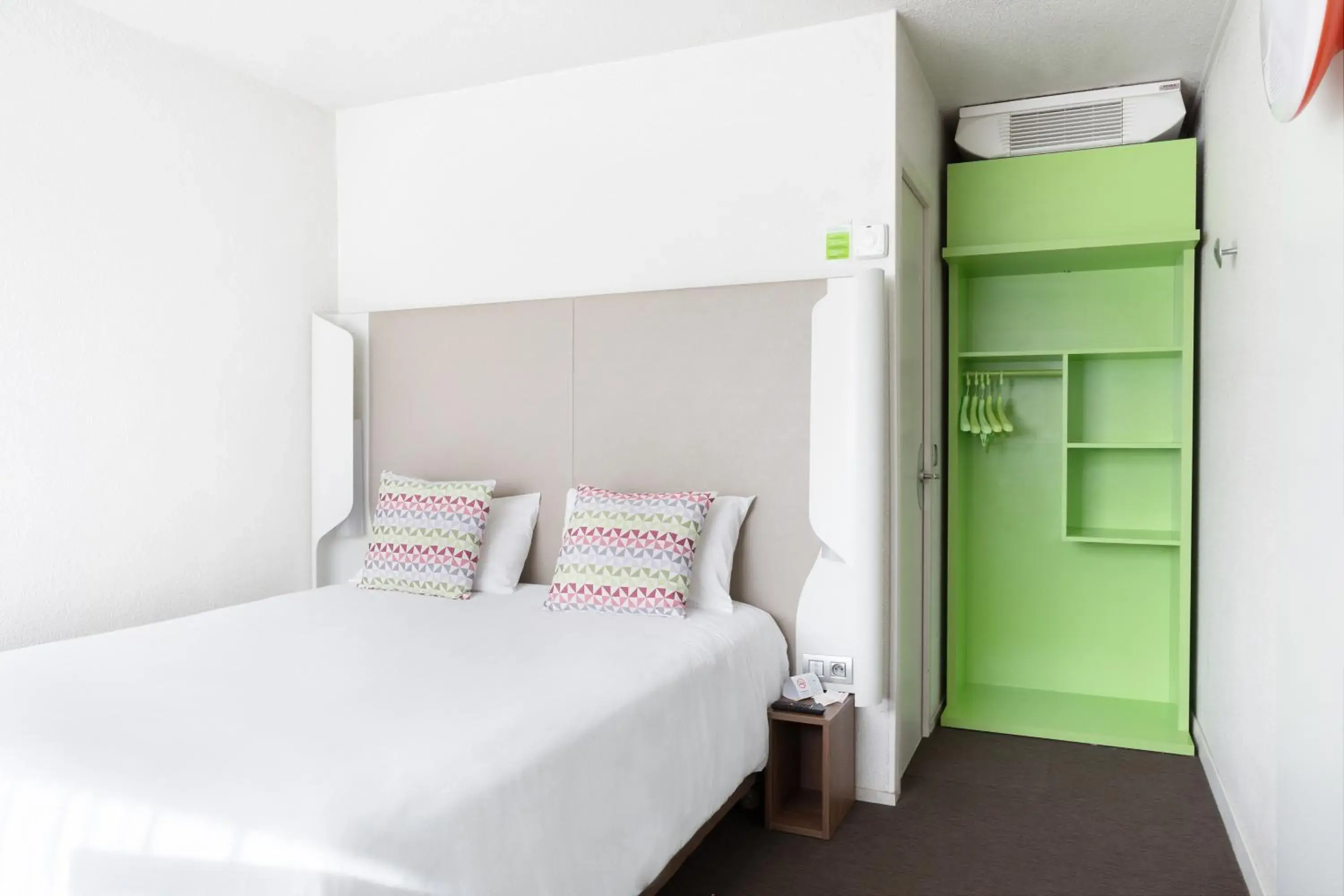 Standard Double Room in Campanile Toulon - La Seyne sur Mer - Sanary Standard Double Room in Campanile Toulon - La Seyne sur Mer - Sanary