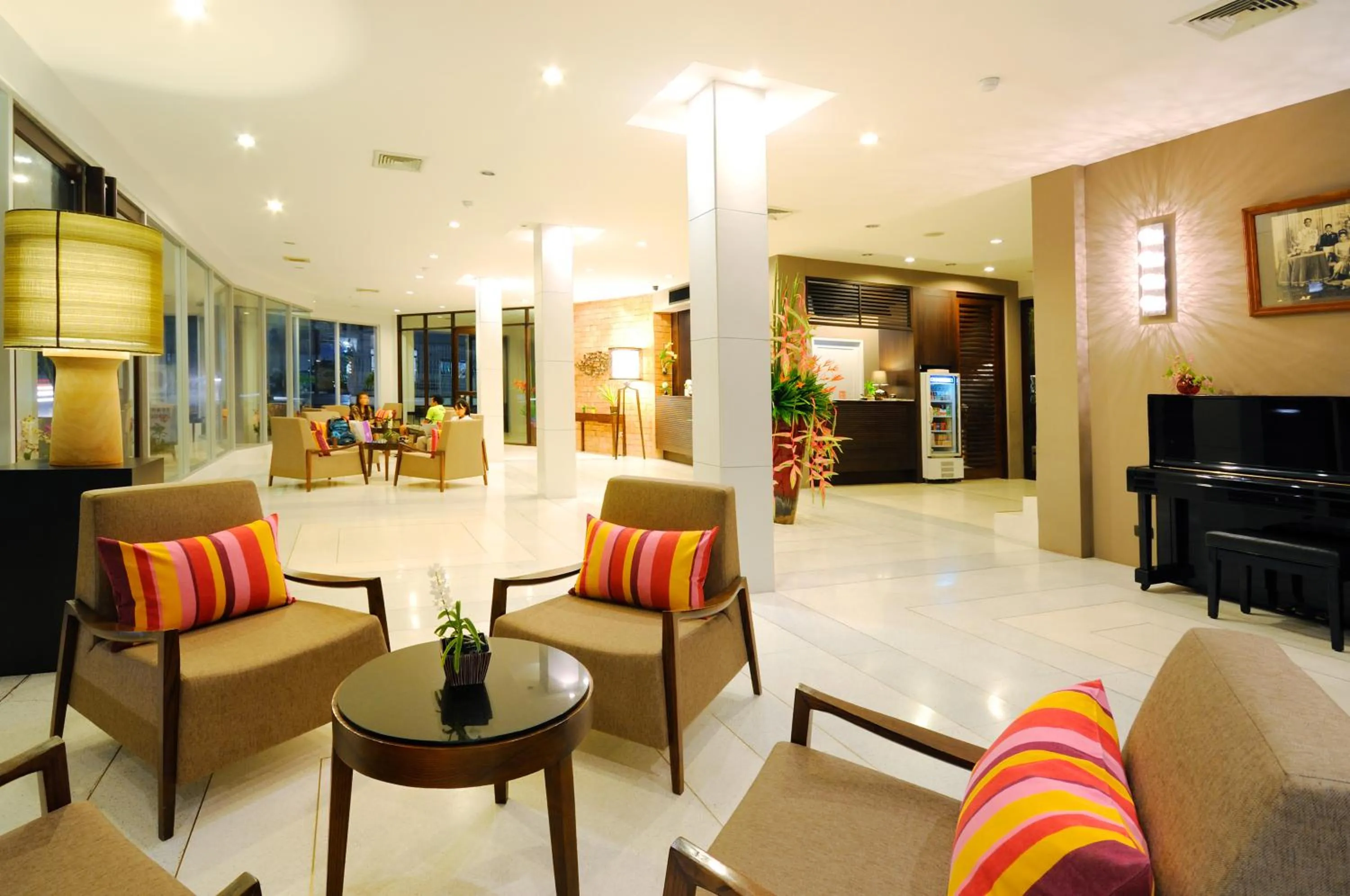 Lobby or reception in Kasemsarn Hotel Chanthaburi