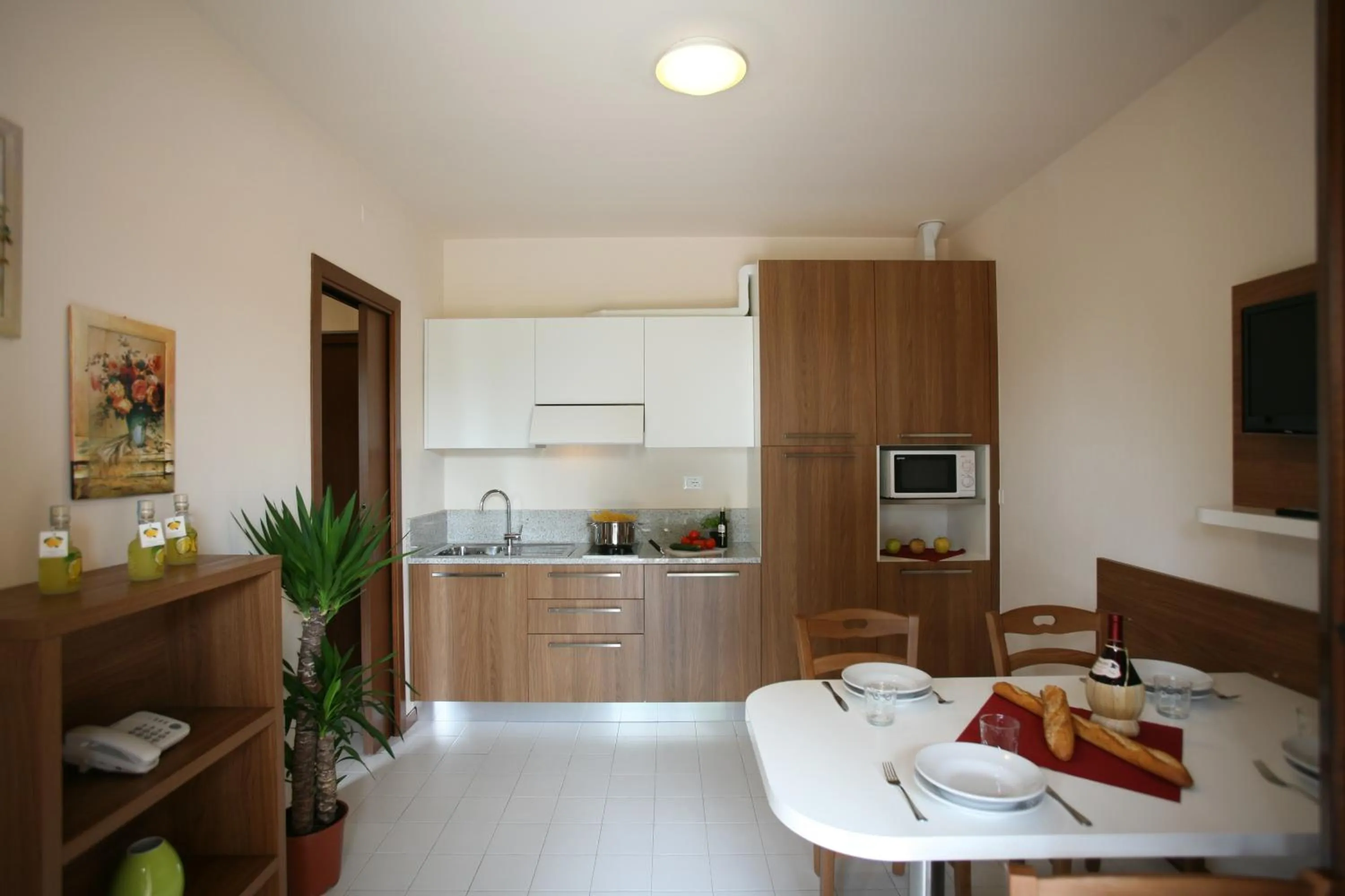 Kitchen or kitchenette in The Garda Village