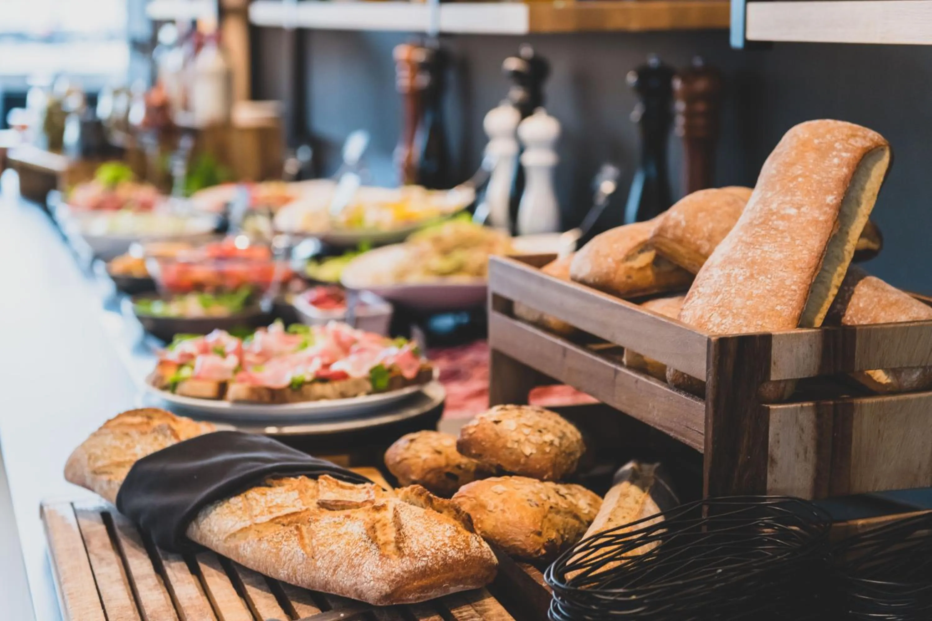 Restaurant/places to eat in Campanile Prime - Aix-en-Provence Sud - Pont de l'Arc