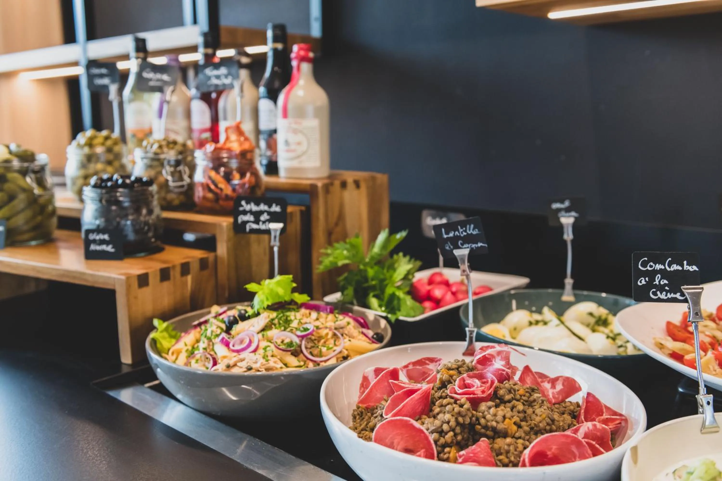 Restaurant/places to eat in Campanile Prime - Aix-en-Provence Sud - Pont de l'Arc