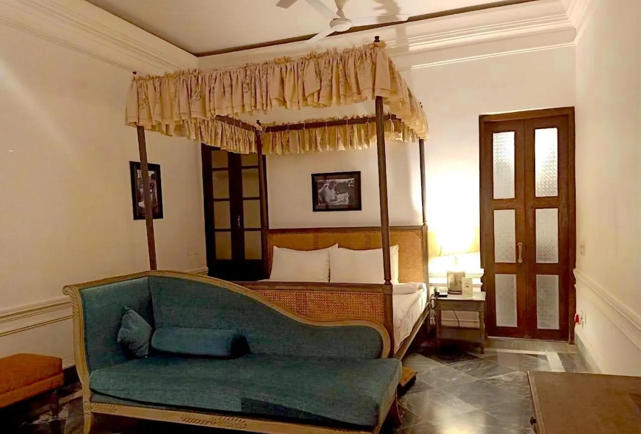Bed in The Rajbari Bawali