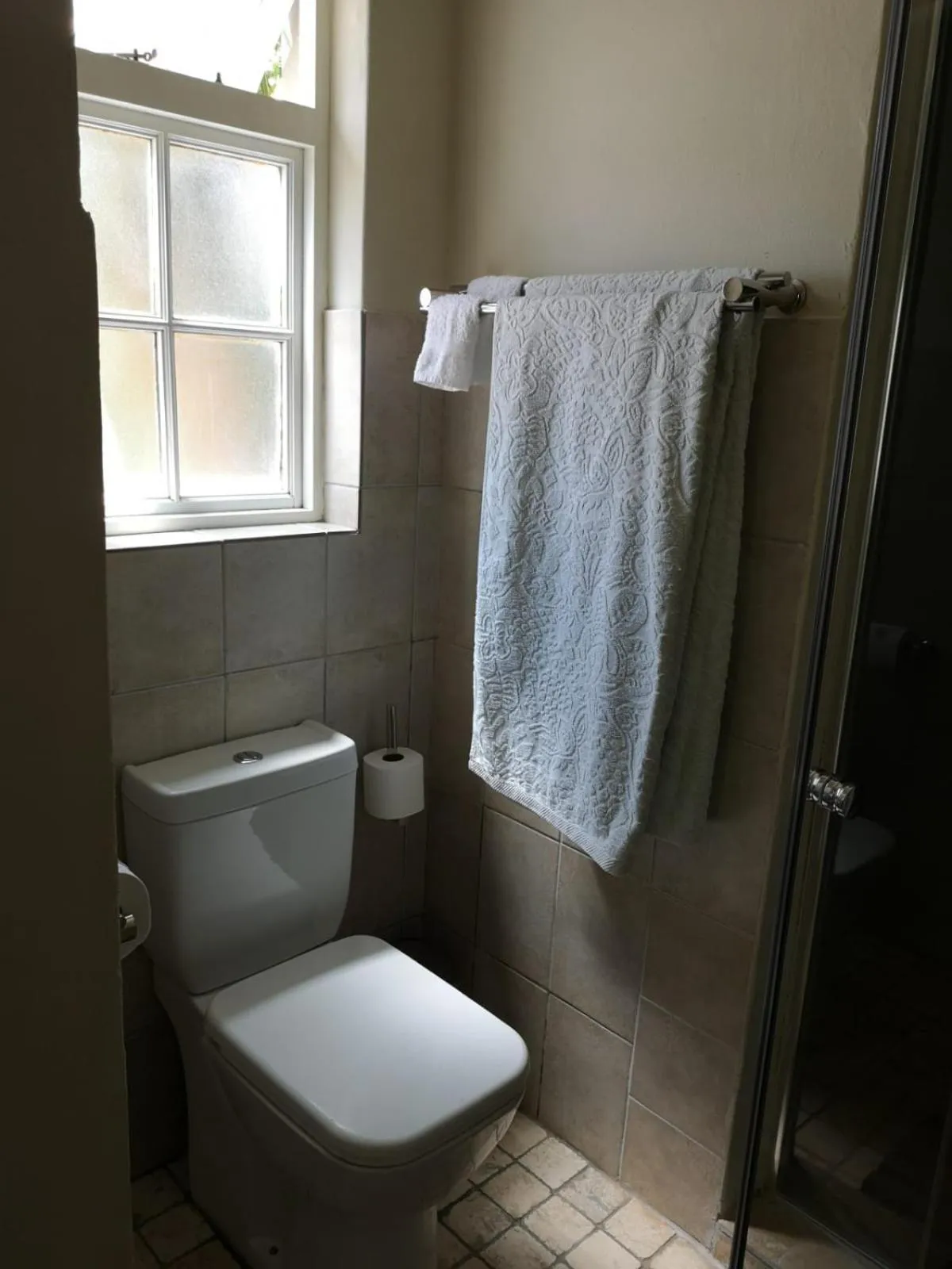 Bathroom in Almond Cottage Bed & Breakfast