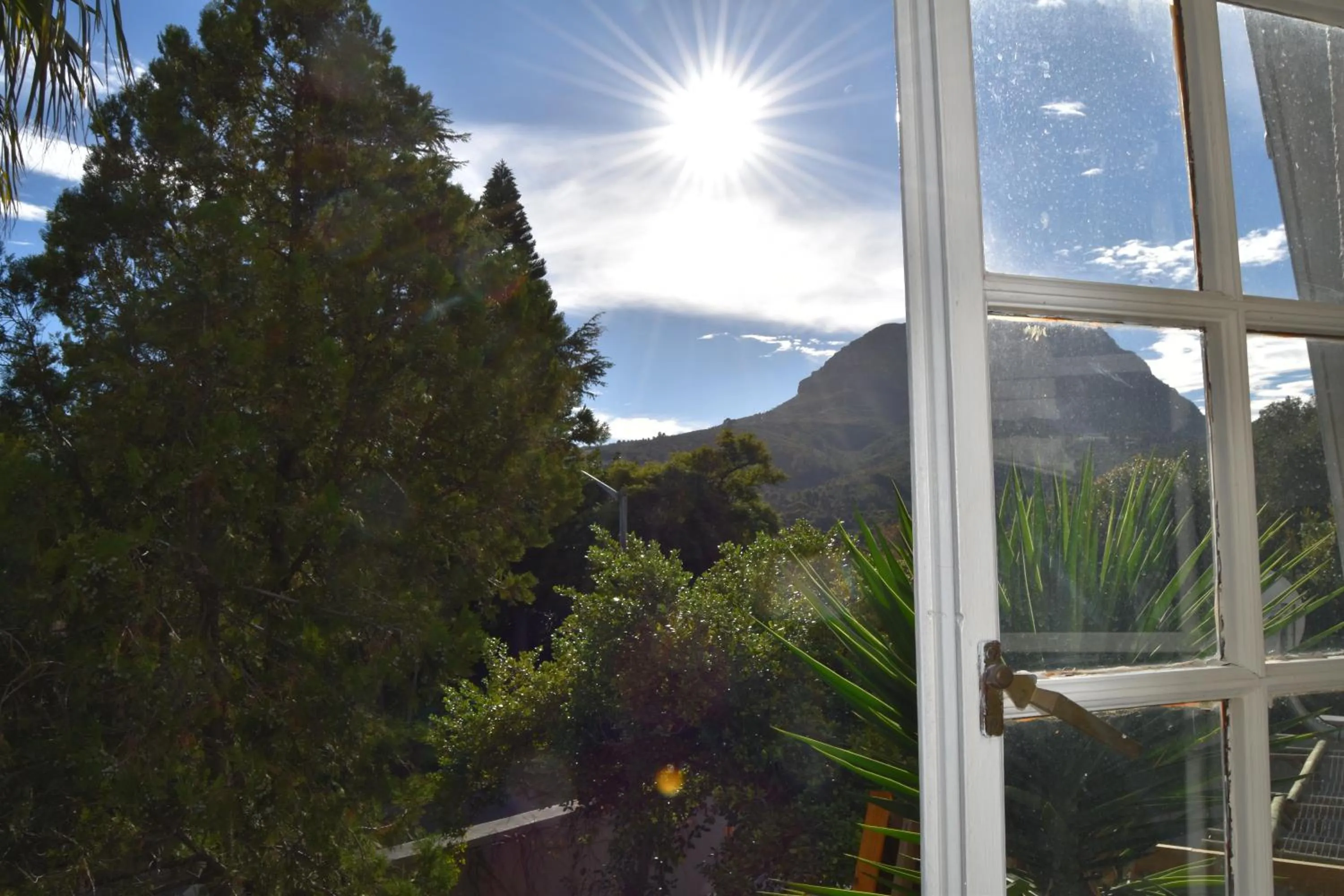 Bathroom in Almond Cottage Bed & Breakfast