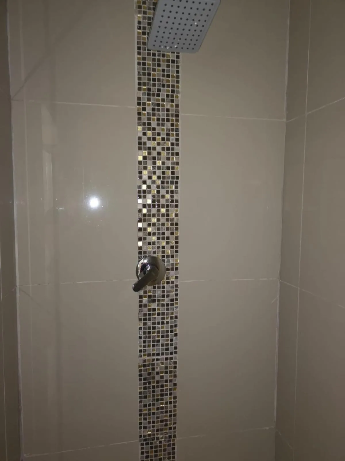 Bathroom in Almond Cottage Bed & Breakfast