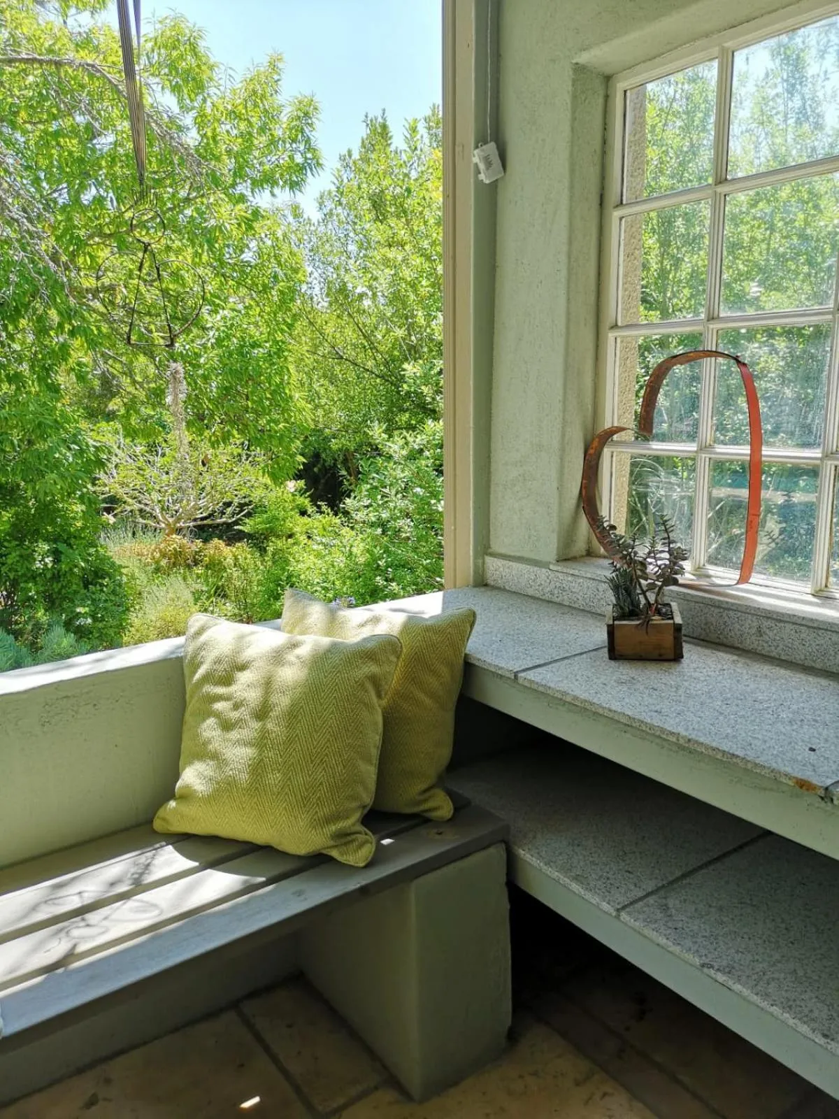 BBQ facilities in Almond Cottage Bed & Breakfast