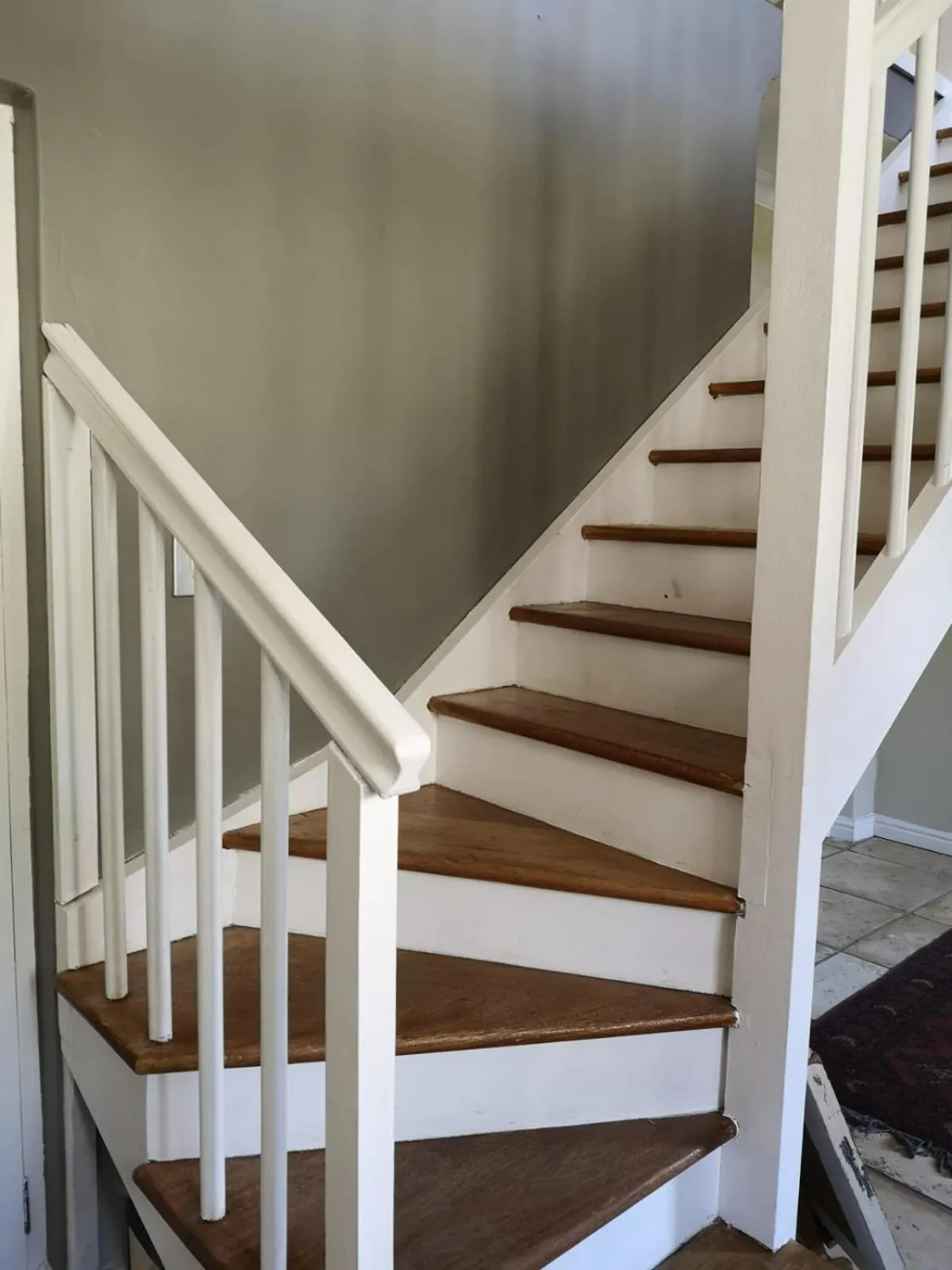 Almond Cottage Bed & Breakfast