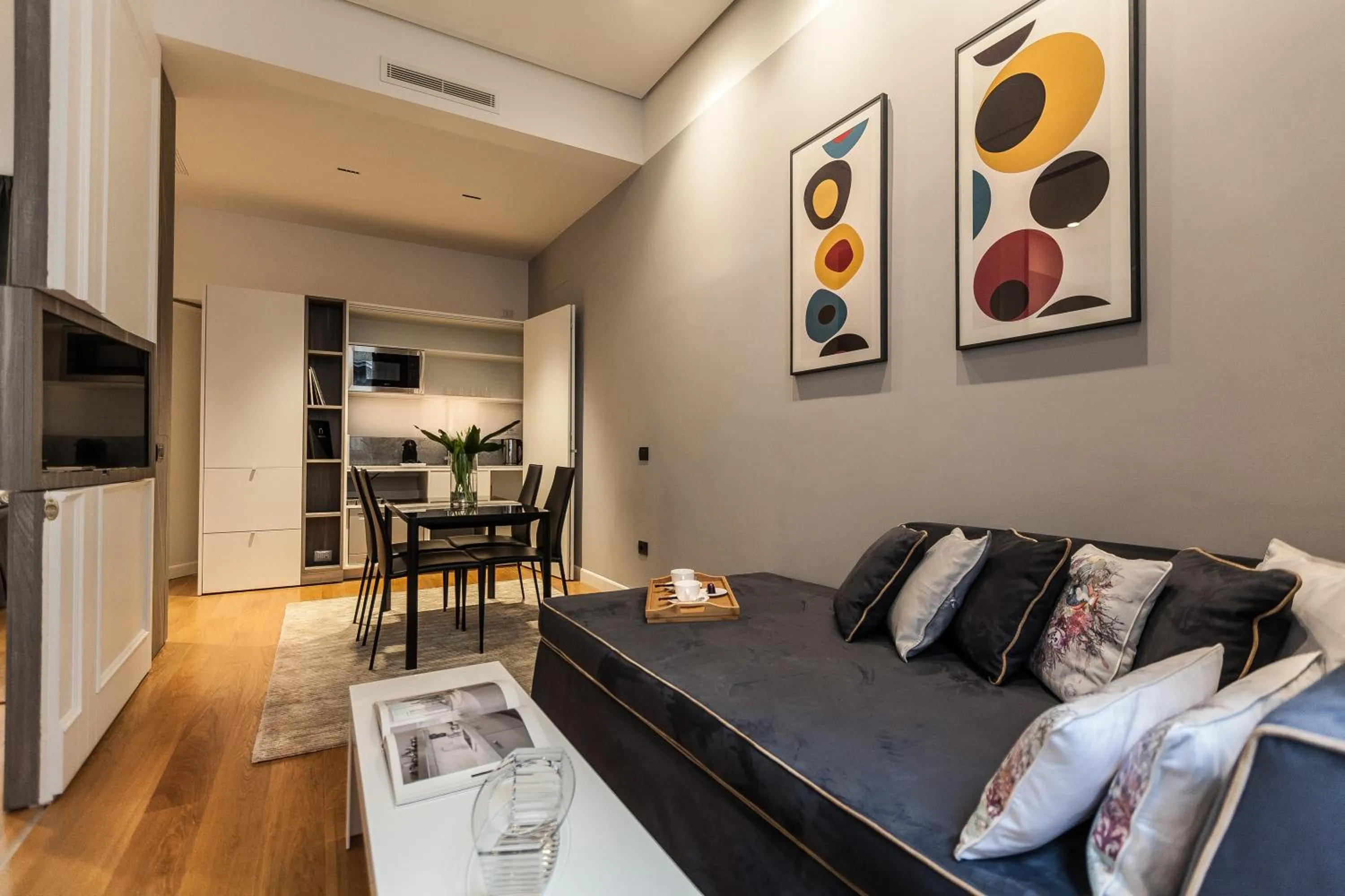 TV and multimedia in Amazing Suite Piazza Venezia