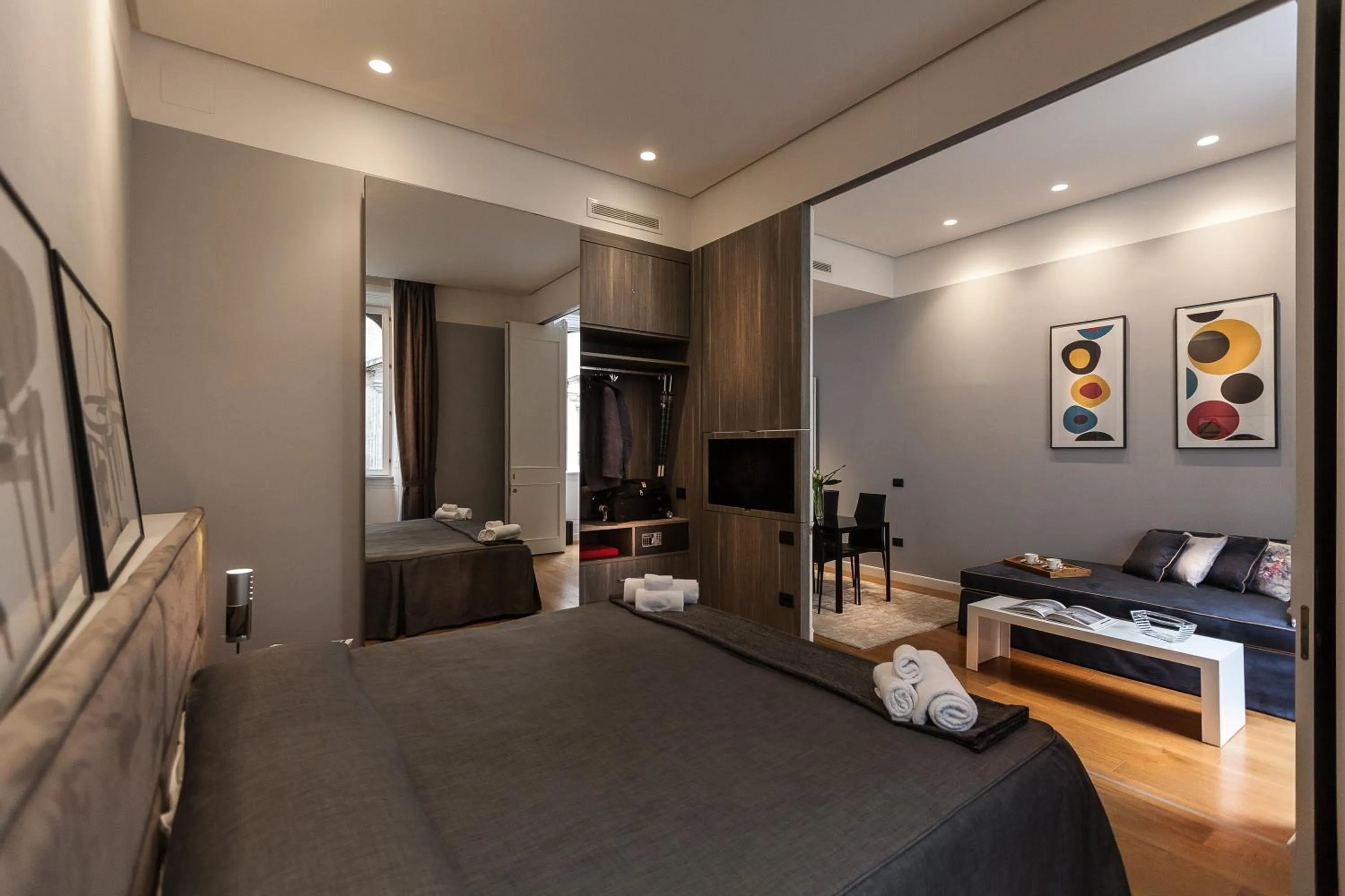 Bed in Amazing Suite Piazza Venezia