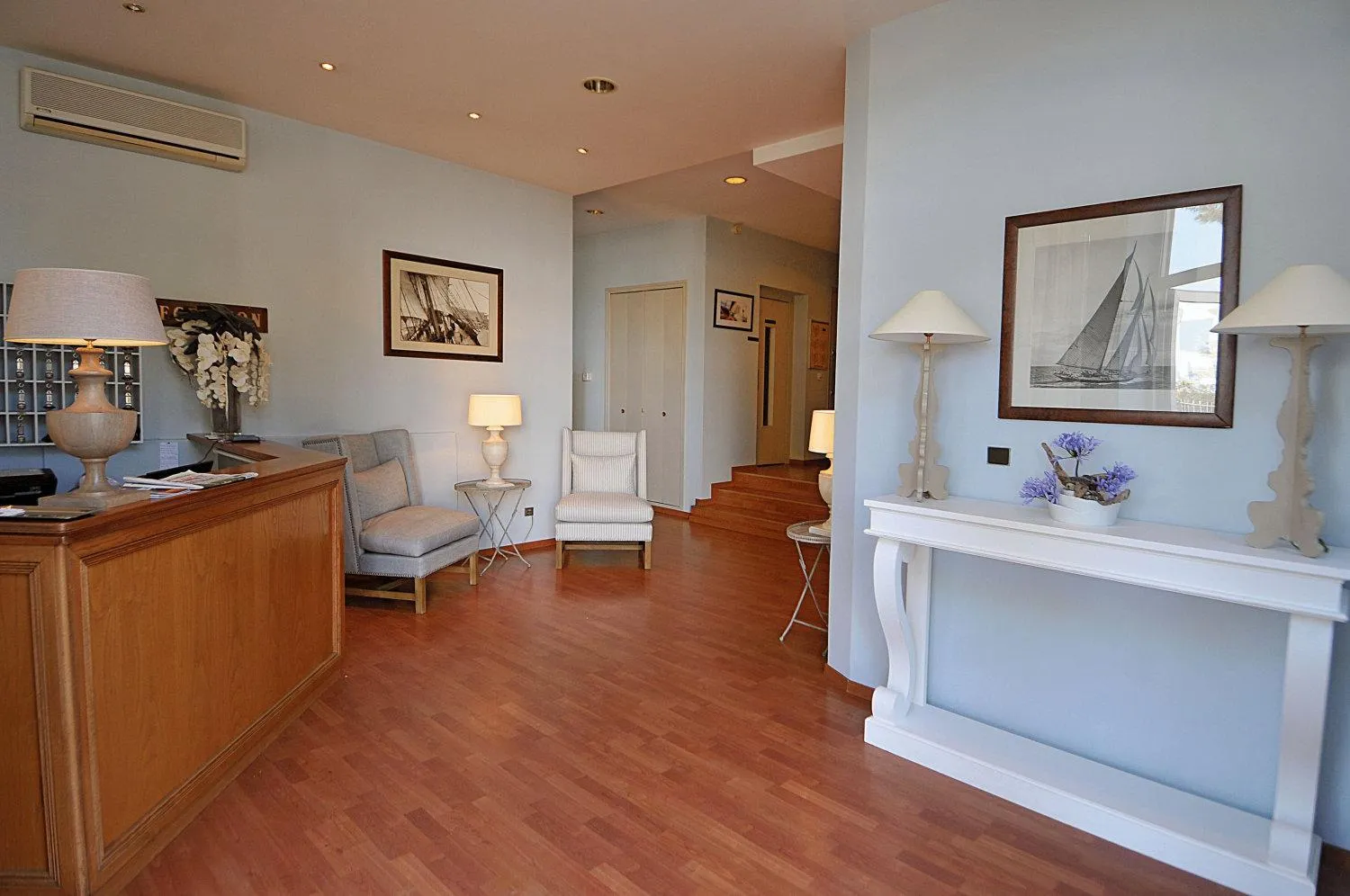 Lobby or reception in Hotel Santa Maria