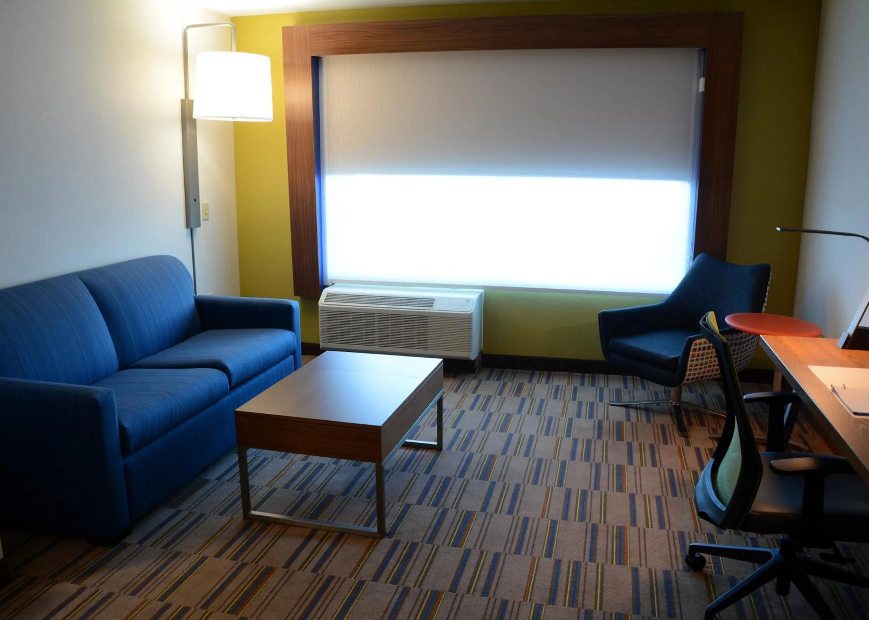 Photo of the whole room in Holiday Inn Express & Suites - Pittsburgh - Monroeville by IHG