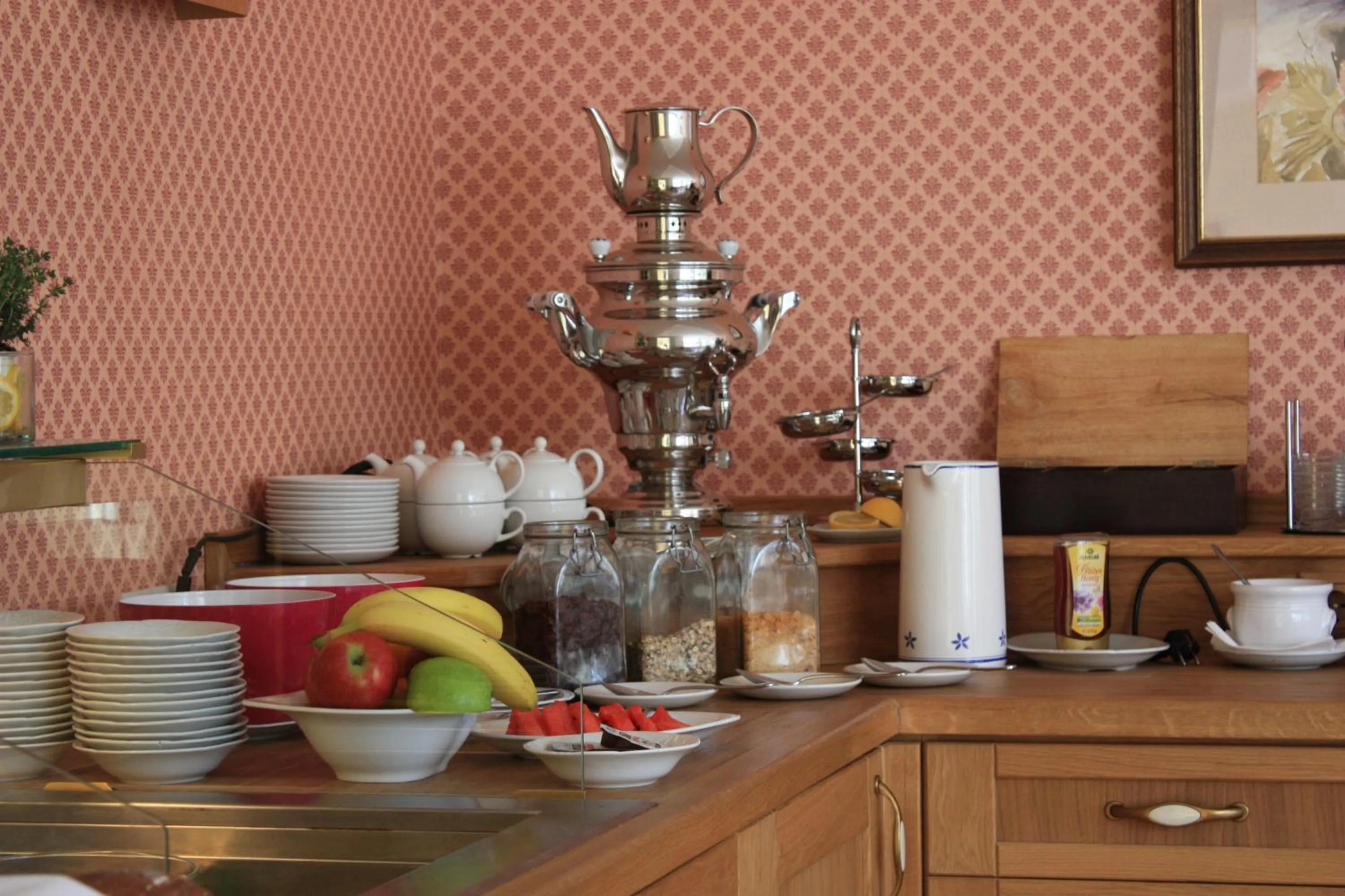 Restaurant/places to eat in Hotel Zachs