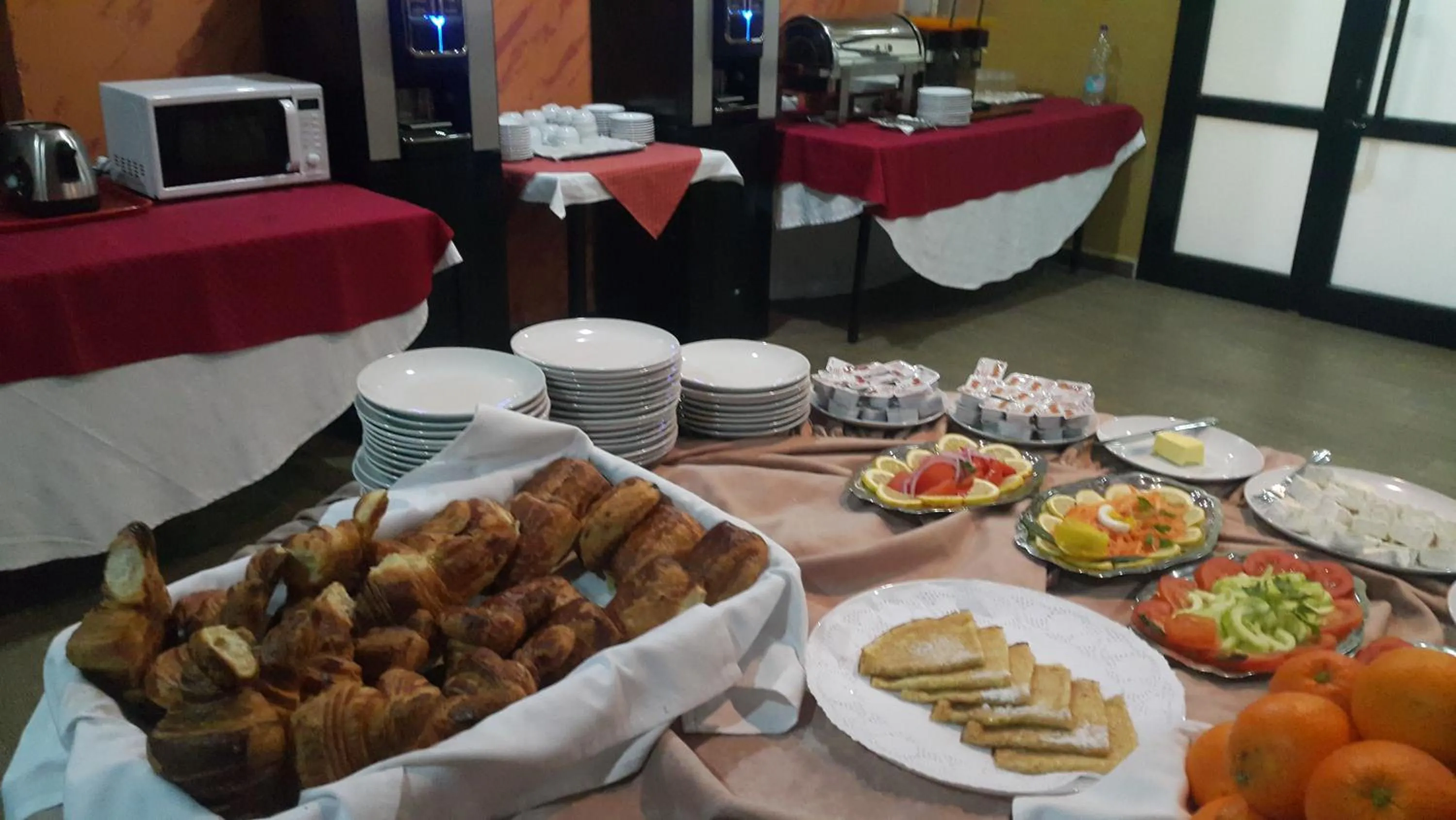 Buffet breakfast in Numidien Hotel