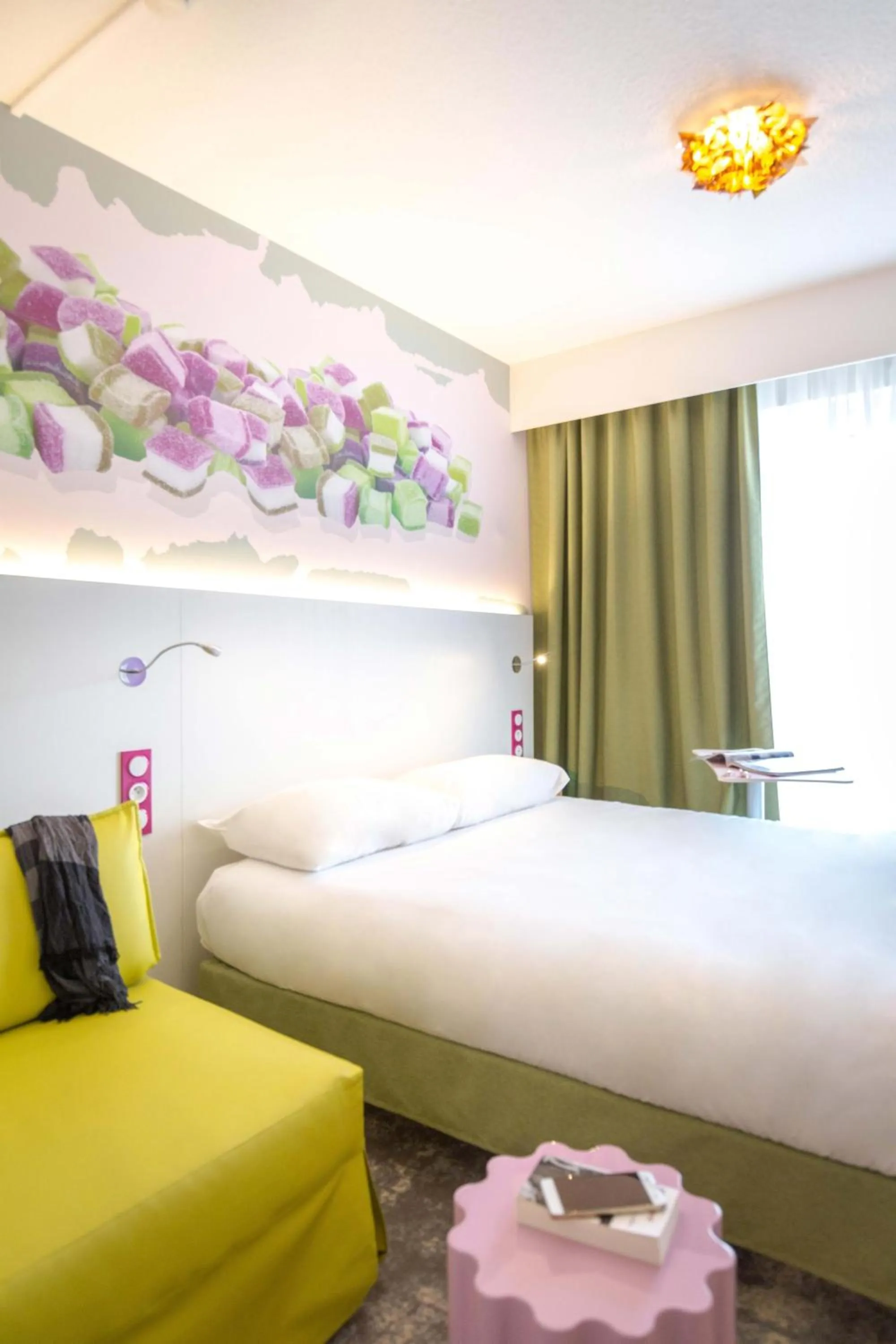 Bed in ibis Styles Fréjus St Raphael