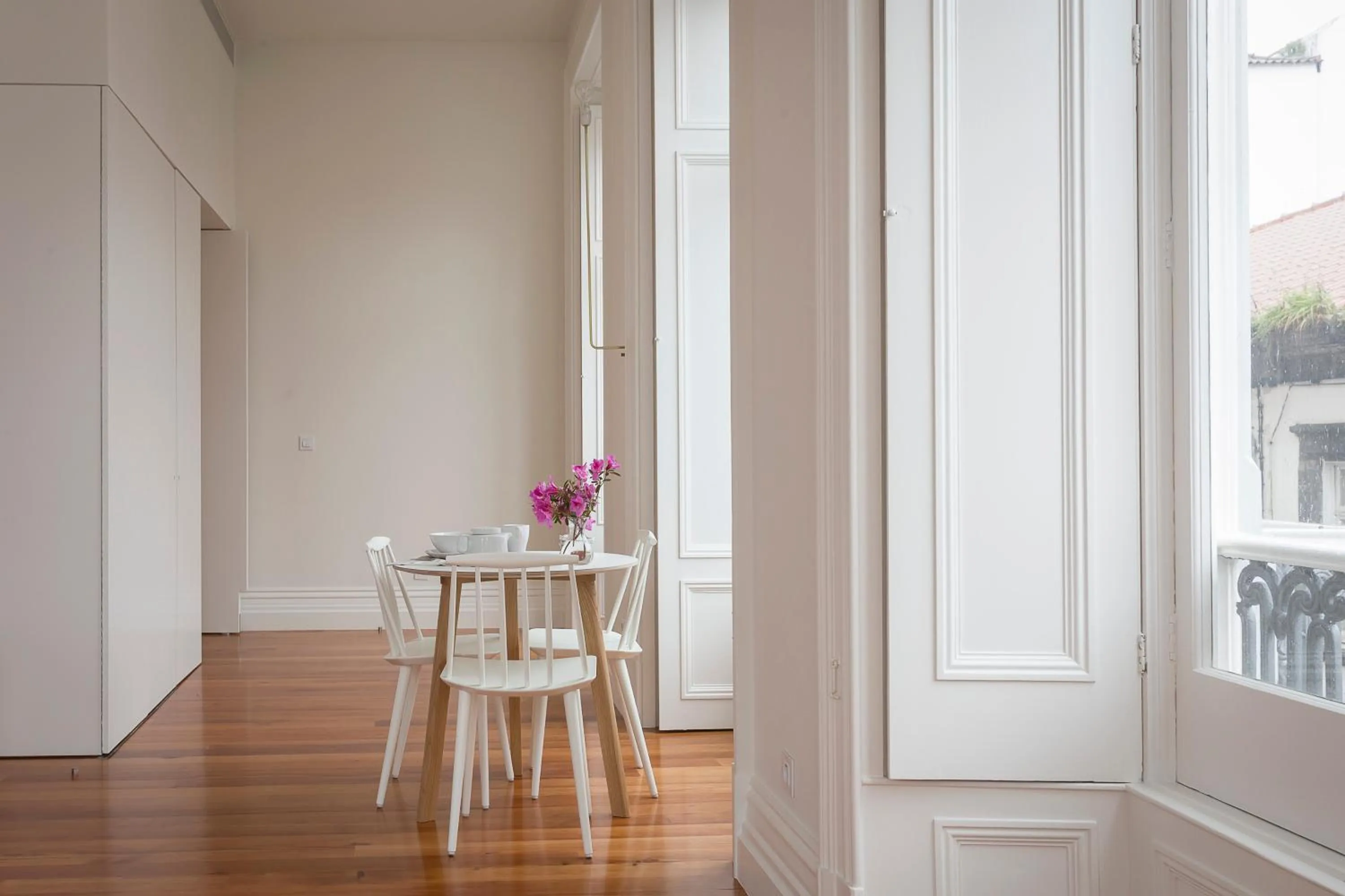 Dining area in AC-Armazéns Cogumbreiro
