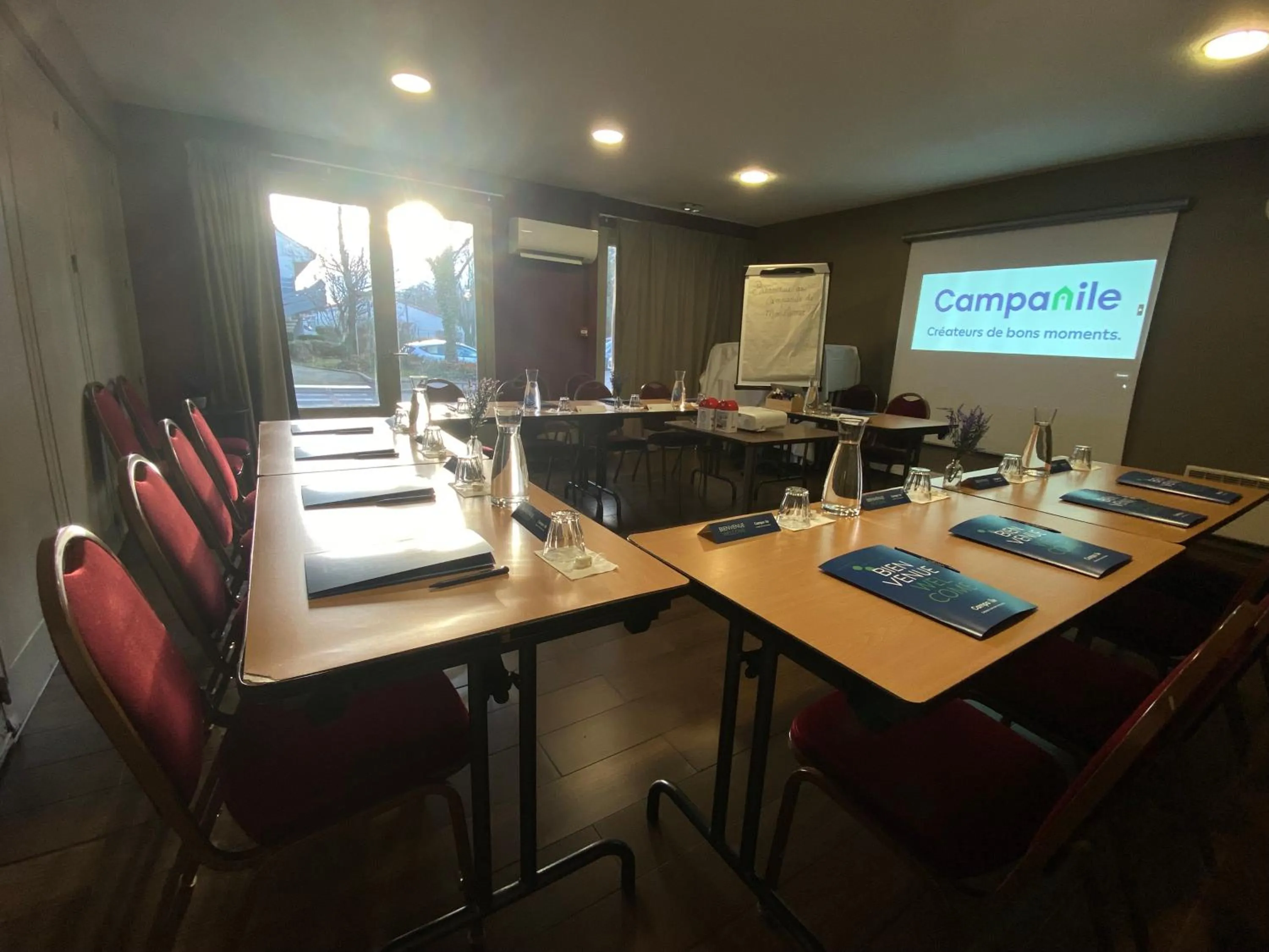 Meeting/conference room in Campanile Montélimar Nord - A7 sortie 17