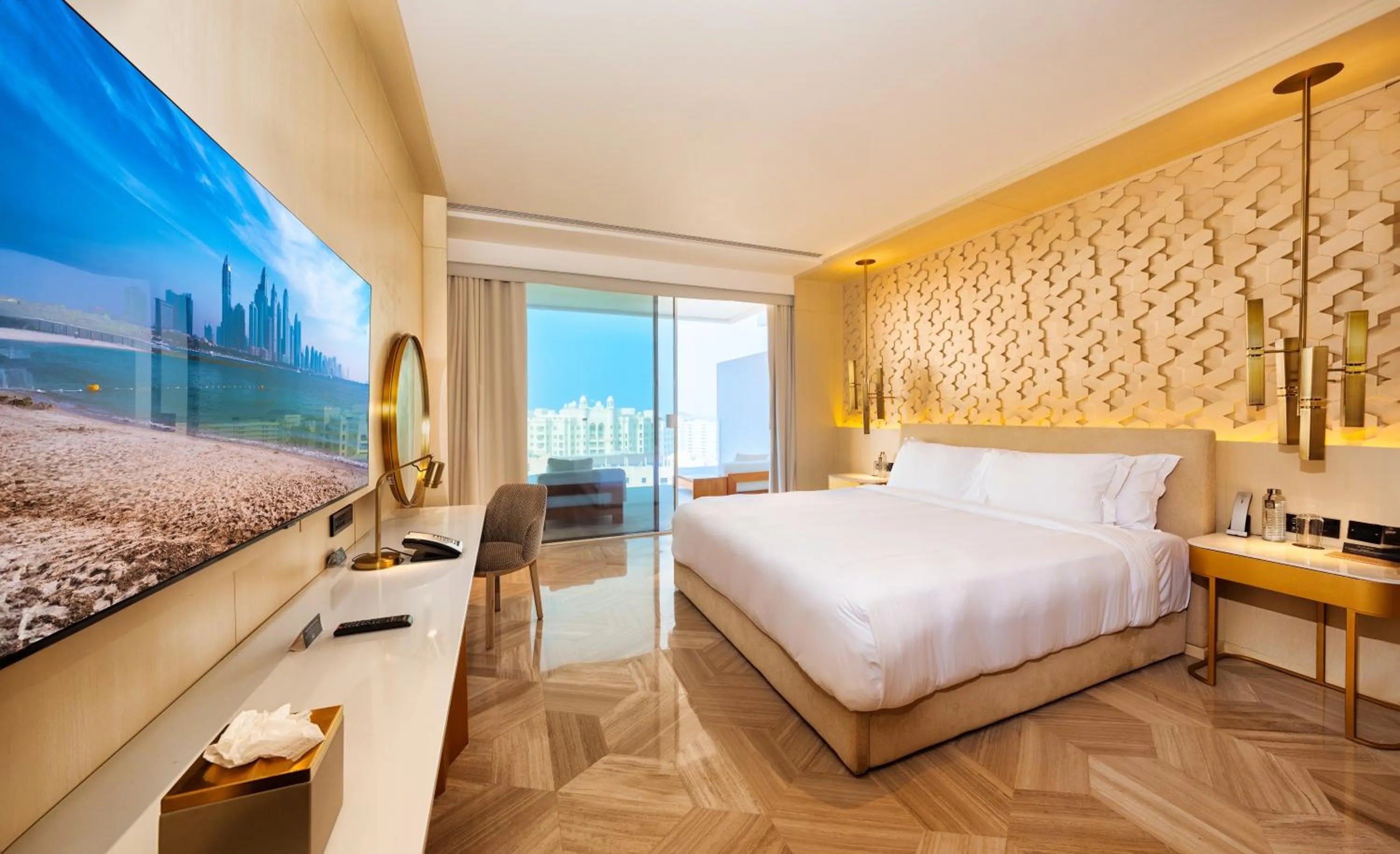 Bedroom, Bed in FIVE Palm Jumeirah Dubai