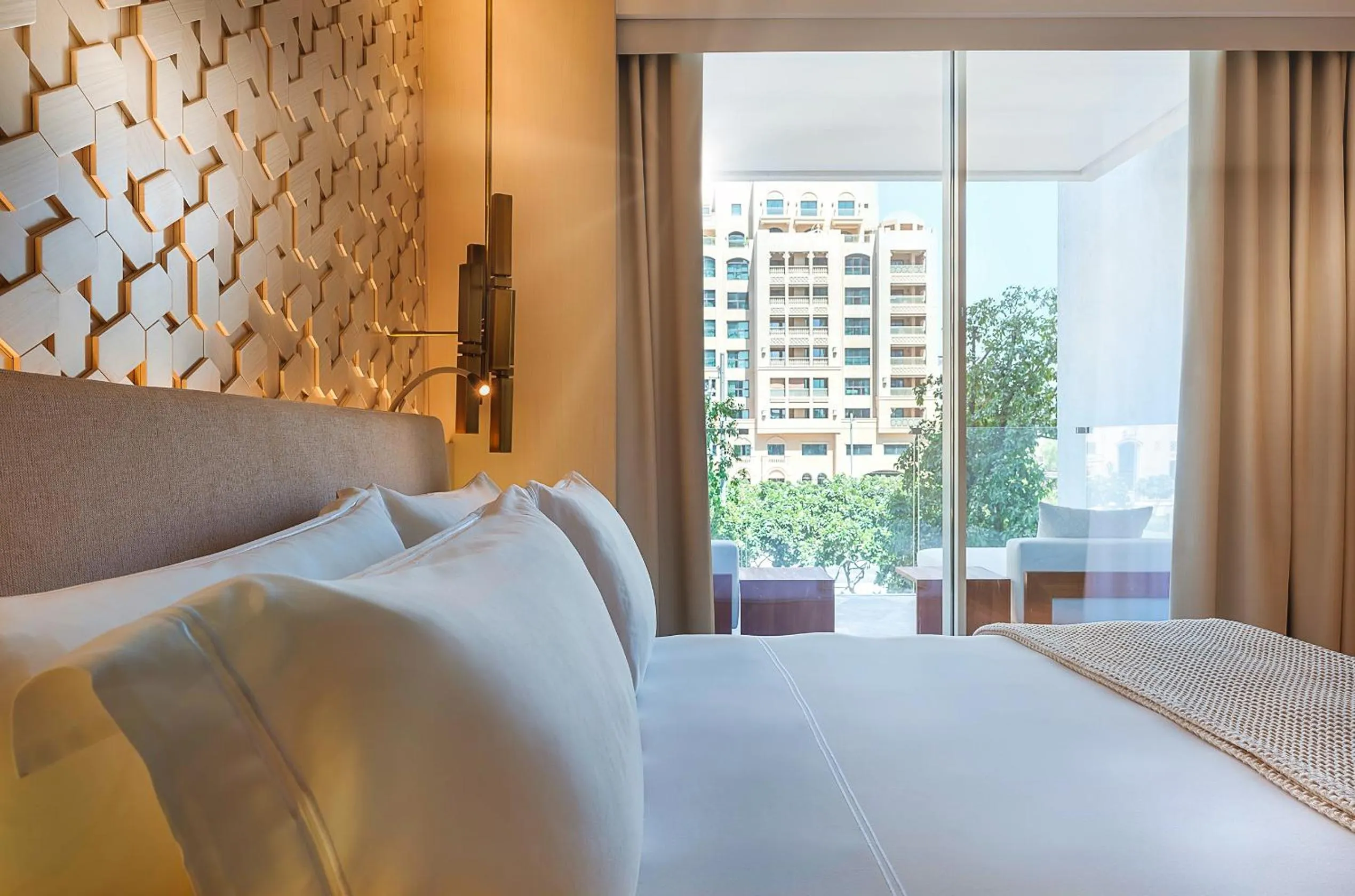 Bedroom, Bed in FIVE Palm Jumeirah Dubai
