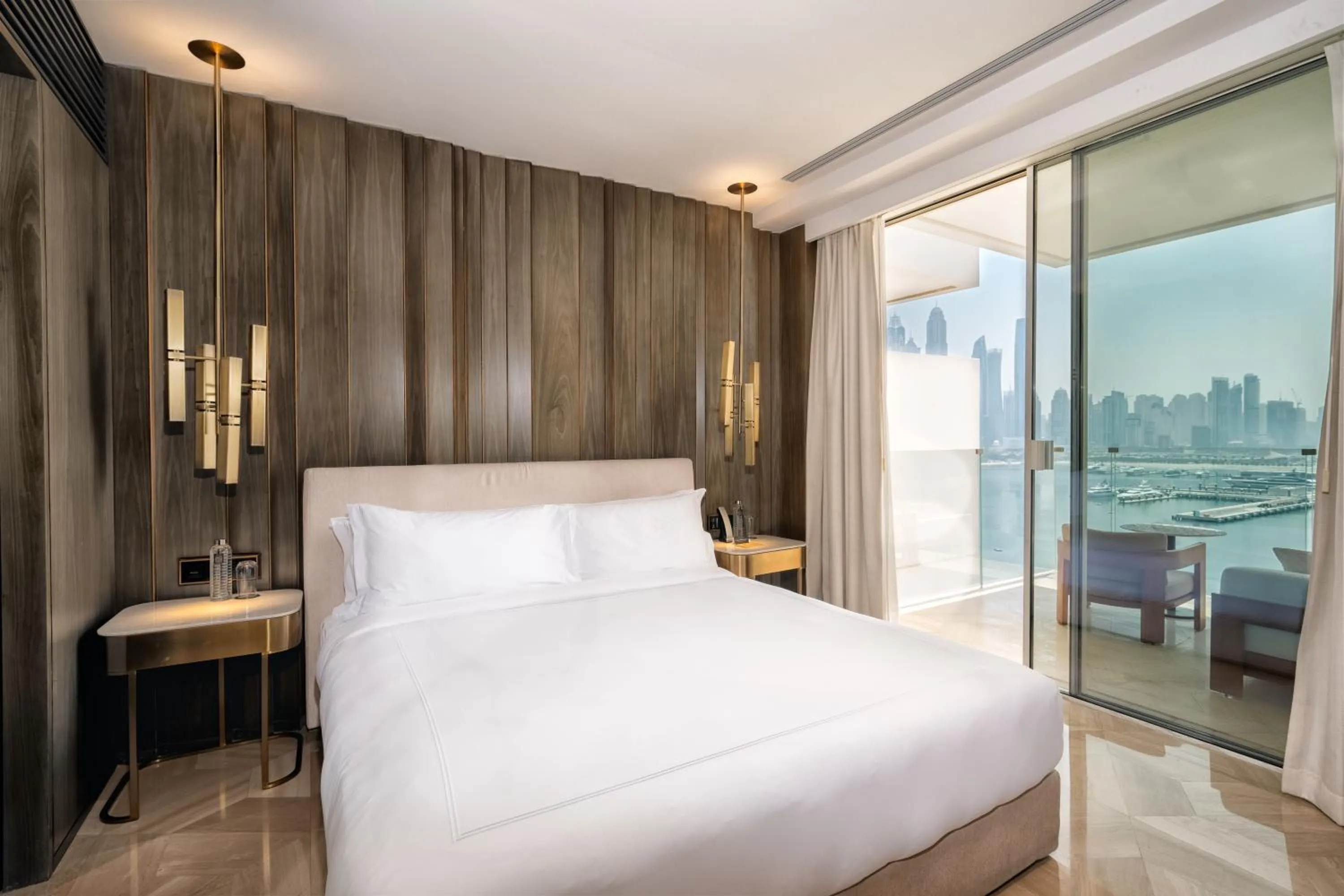 Bedroom, Bed in FIVE Palm Jumeirah Dubai