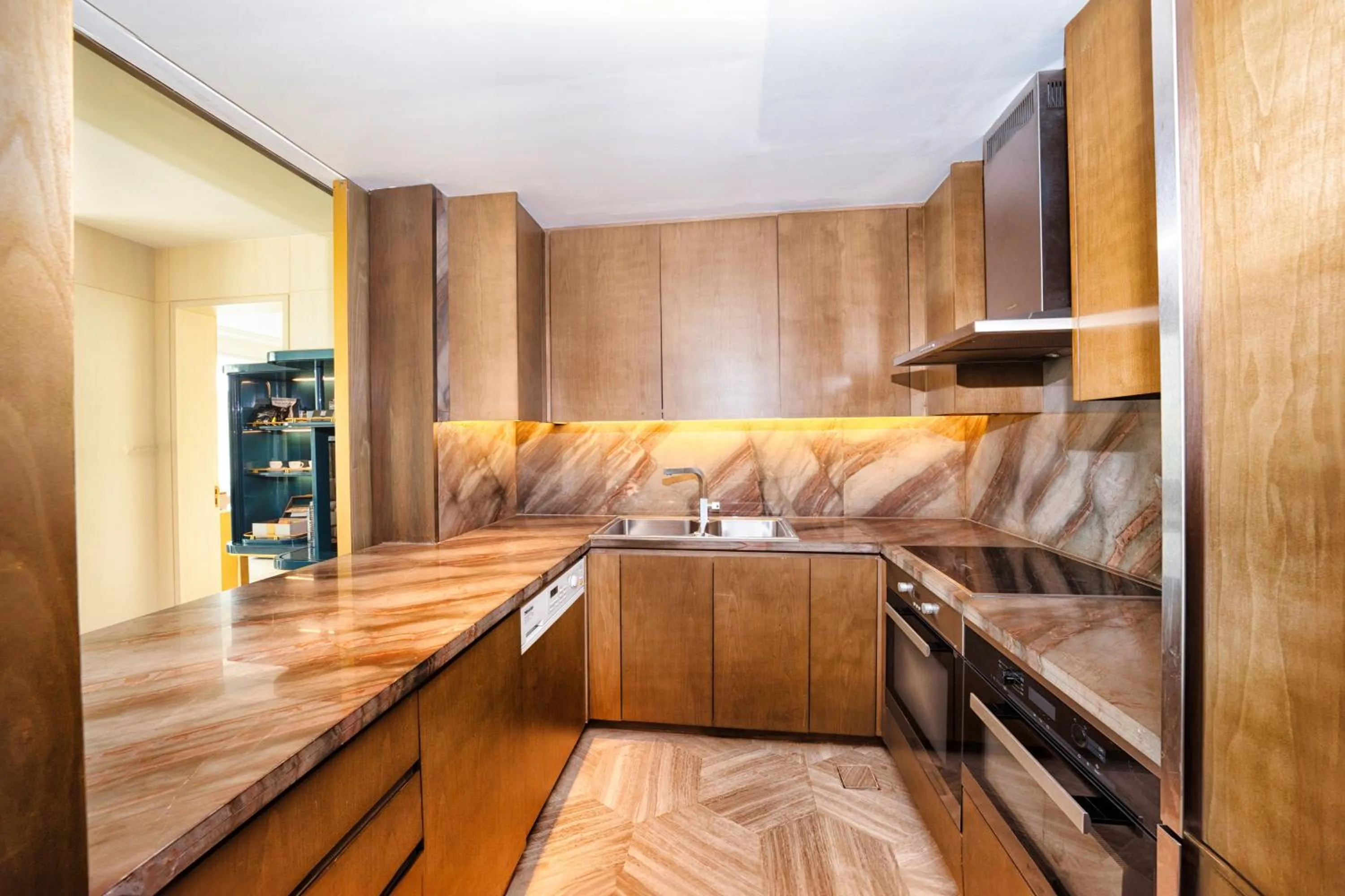 Kitchen or kitchenette in FIVE Palm Jumeirah Dubai