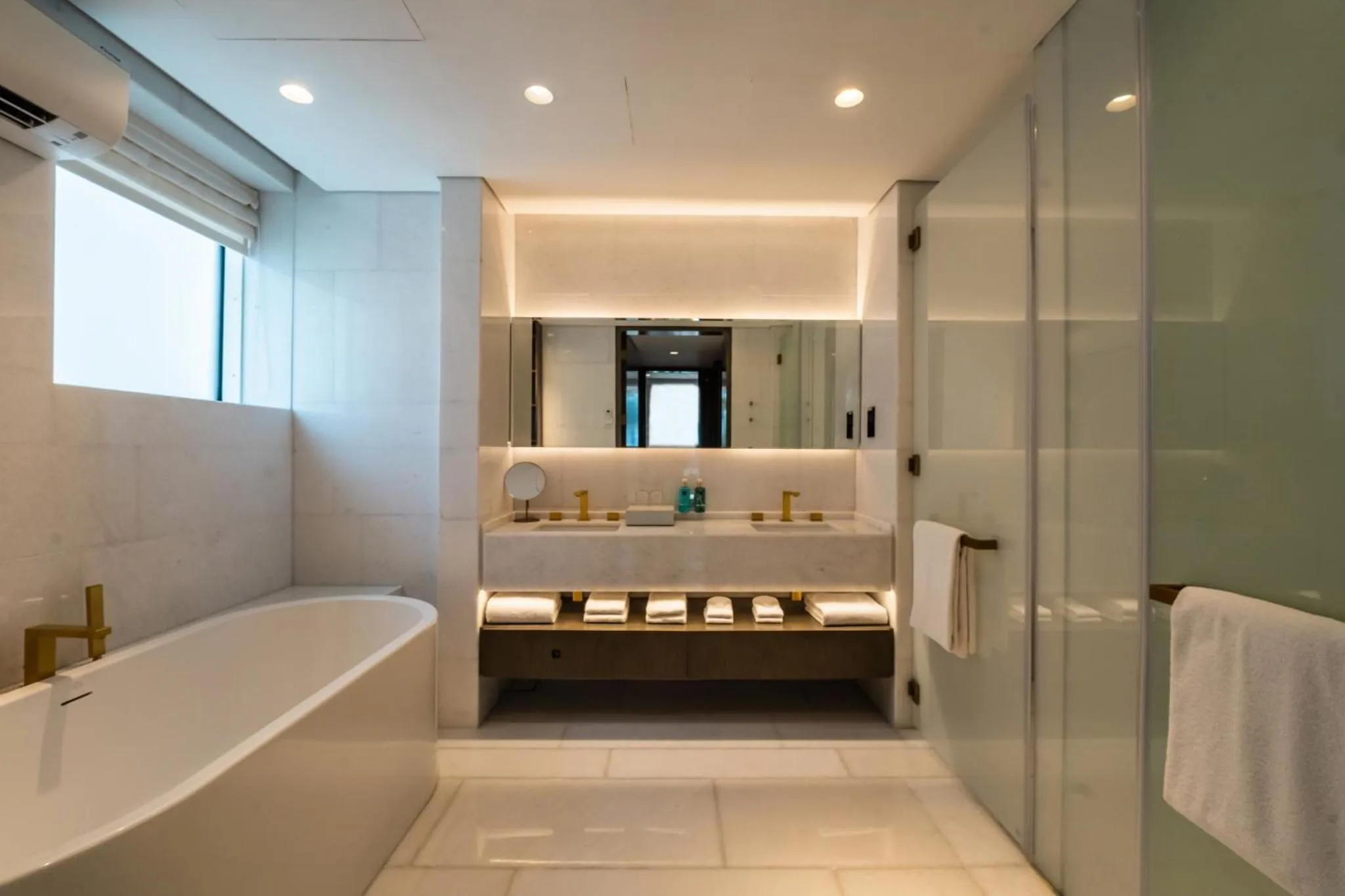 Bathroom in FIVE Palm Jumeirah Dubai