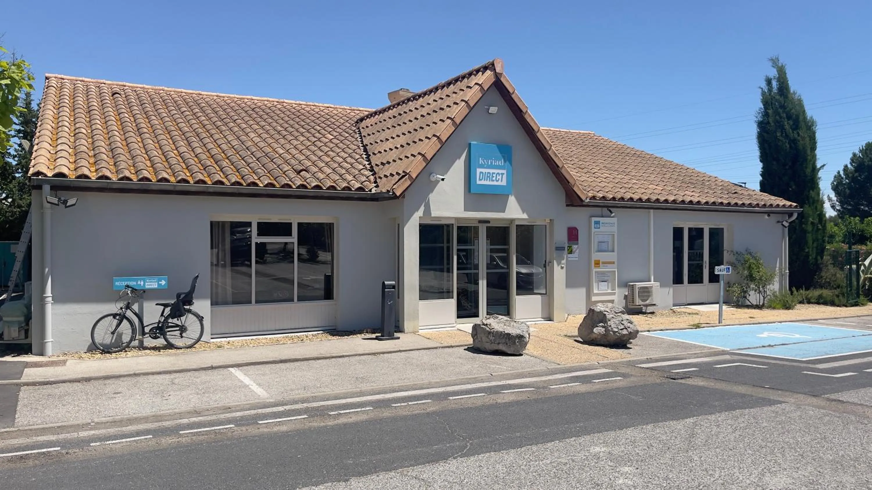 Property building in Kyriad Direct Montpellier Saint Jean De Védas - La Peyrière