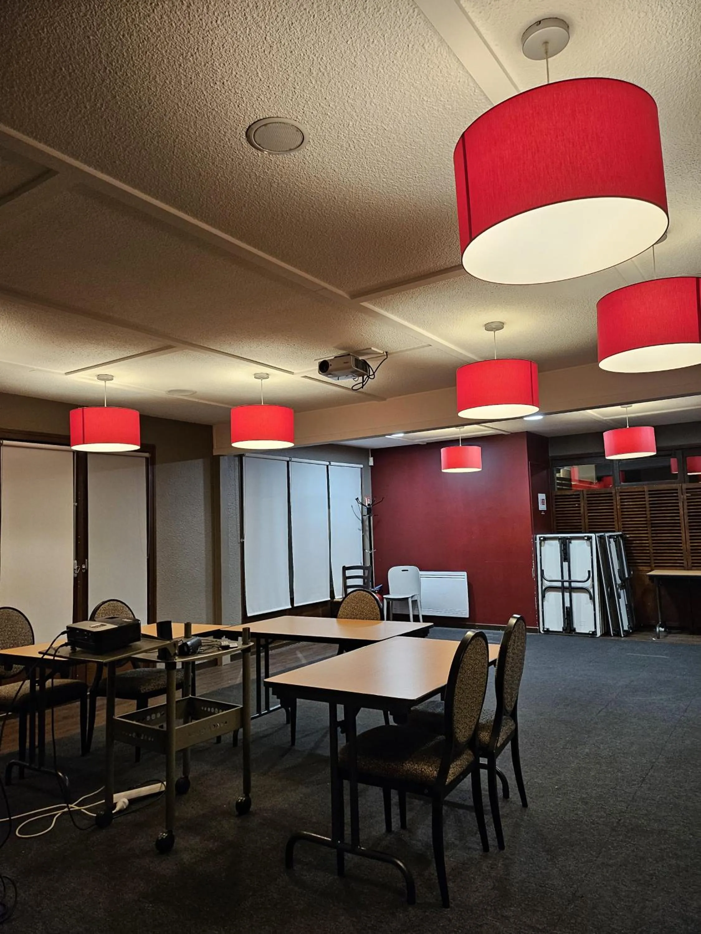 Meeting/conference room in Campanile Orléans Ouest ~ La Chapelle-St-Mesmin