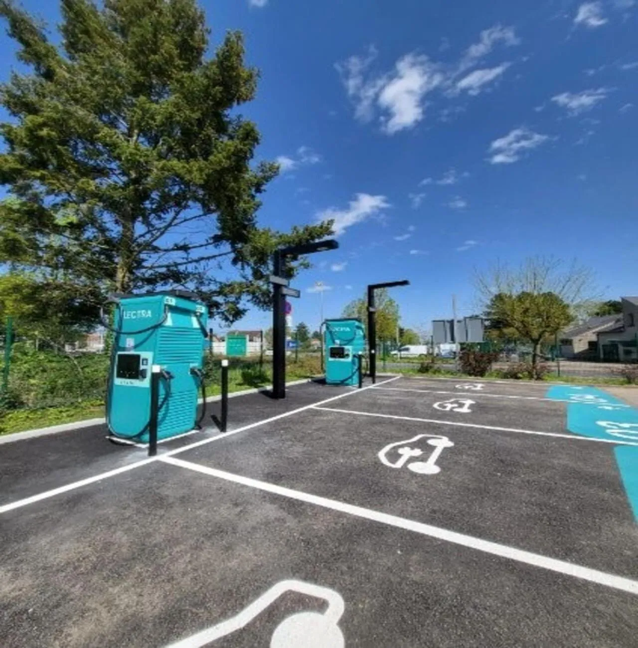 Parking in Campanile Orléans Ouest ~ La Chapelle-St-Mesmin
