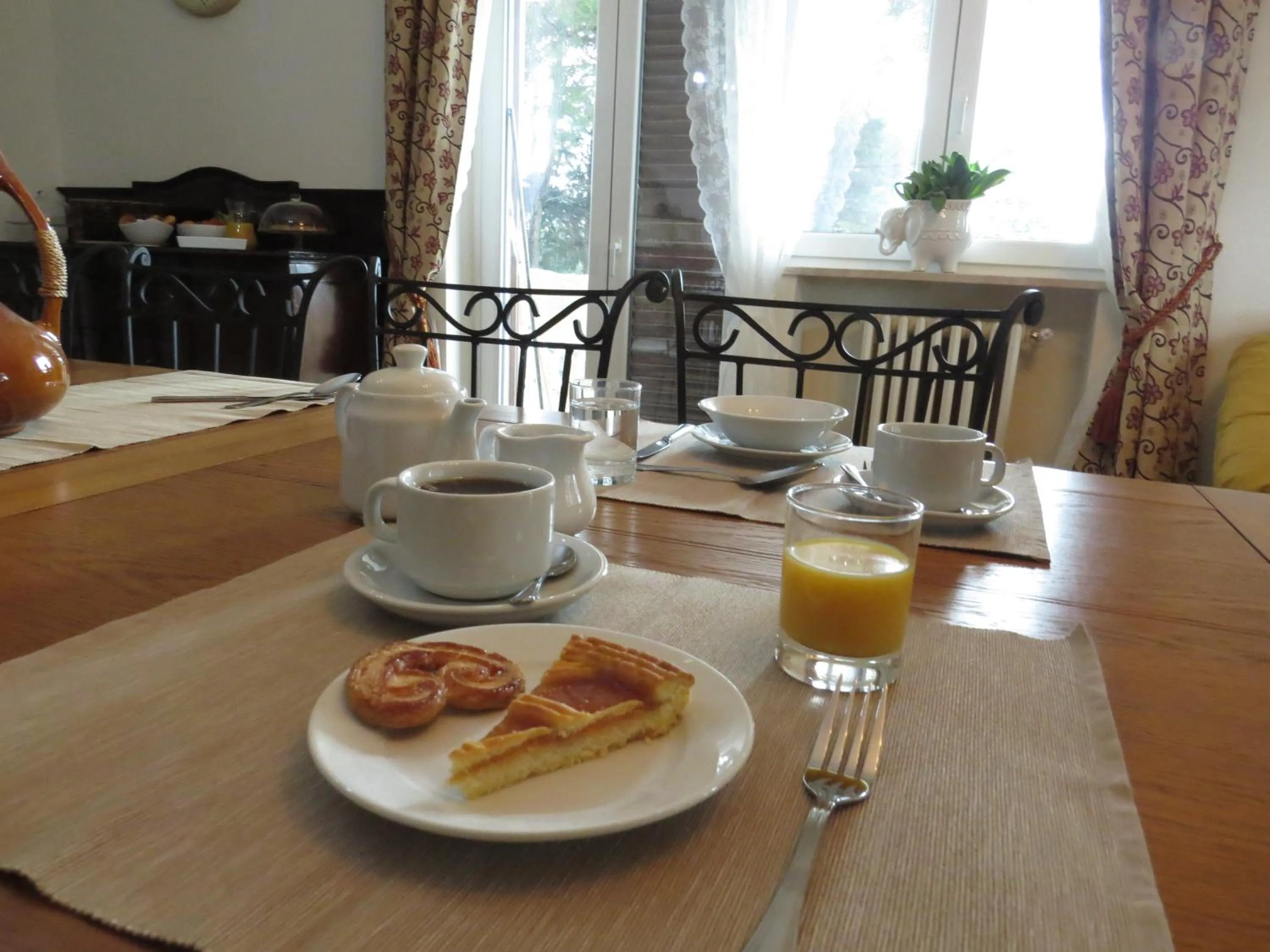 Breakfast in Villa 2 Fields