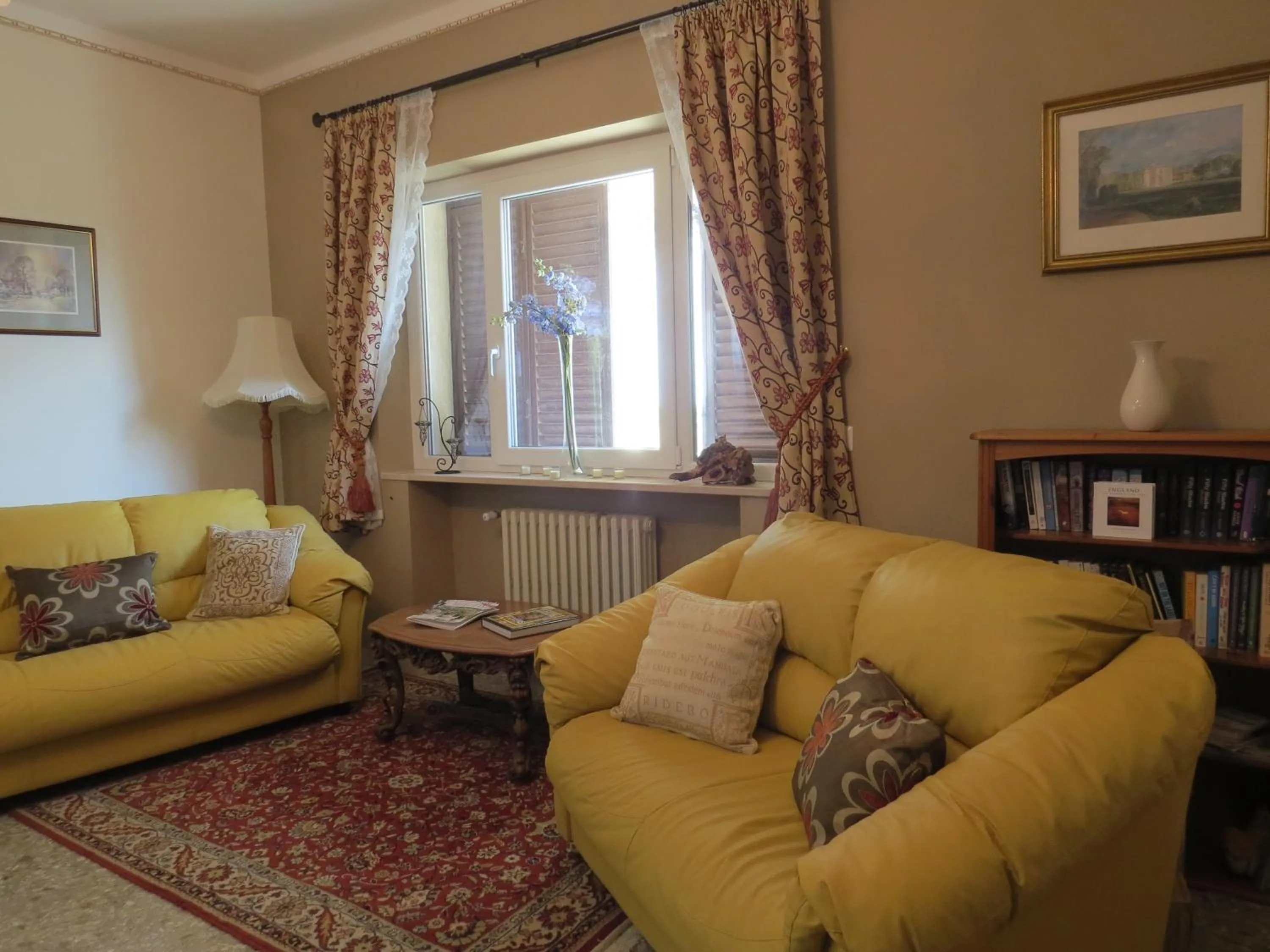 Seating area in Villa 2 Fields