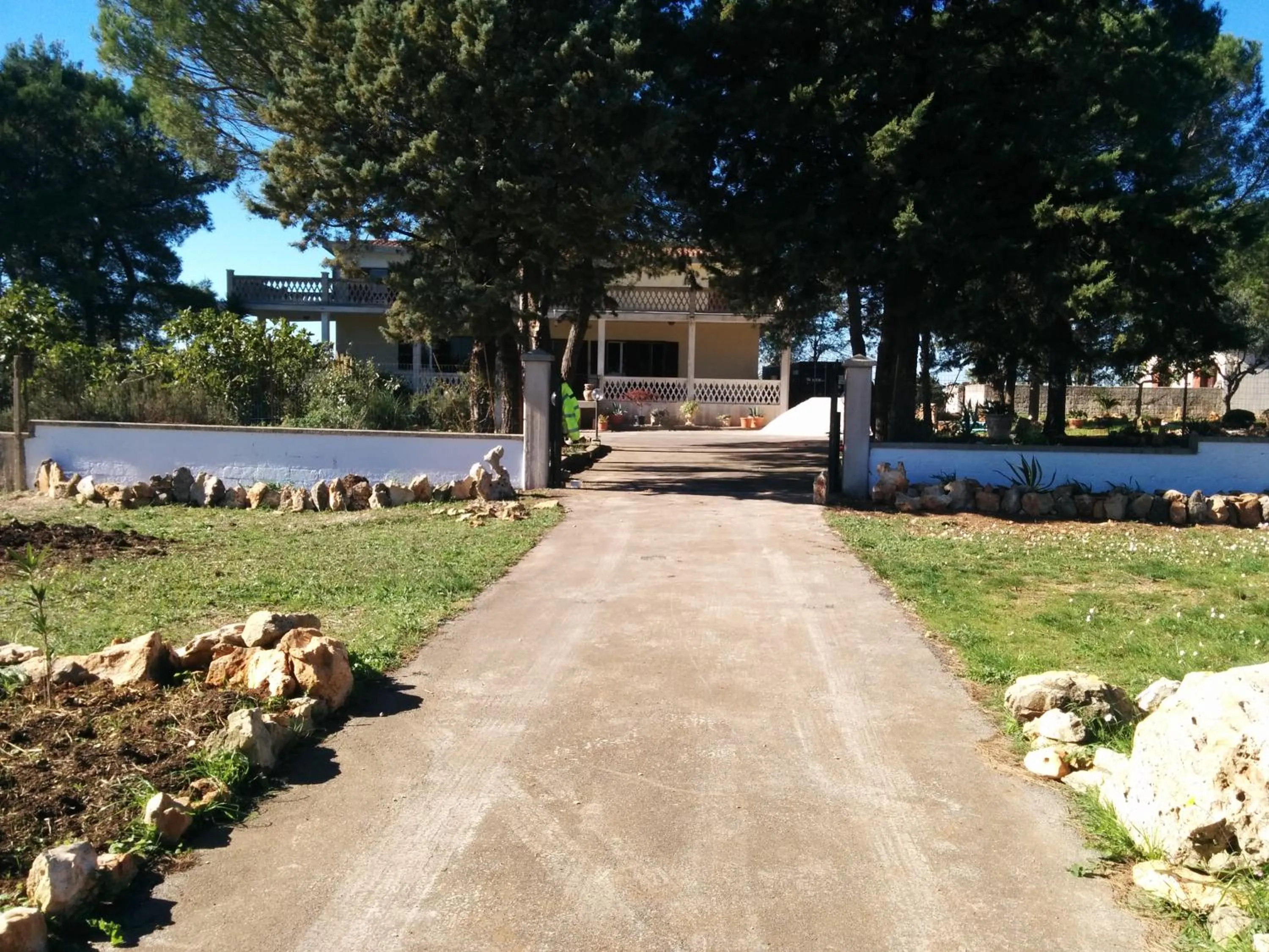 Facade/entrance in Villa 2 Fields