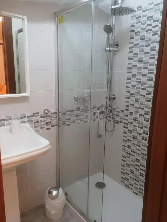 Shower in Villa 2 Fields