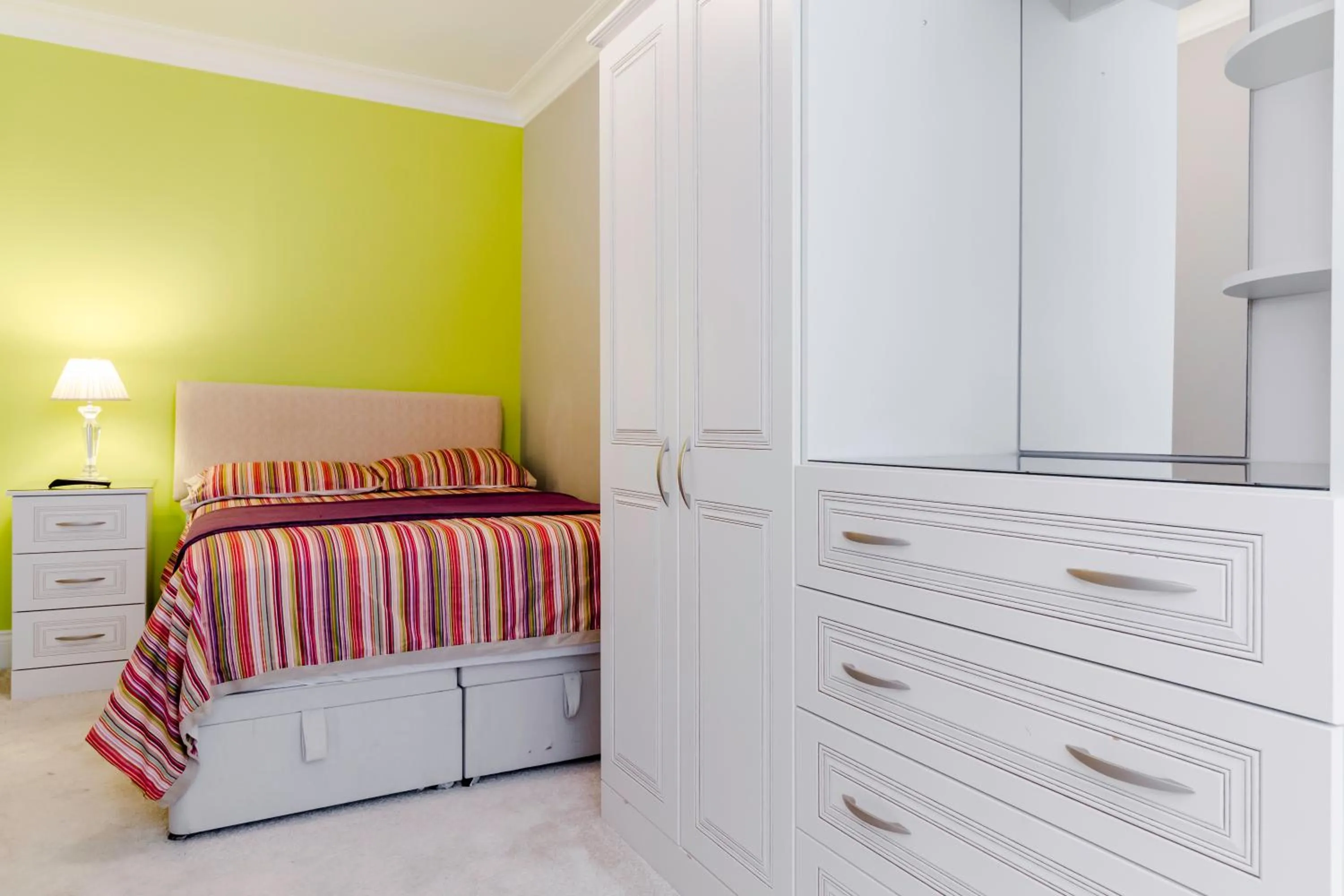 Bedroom, Bed in Brooklyn House