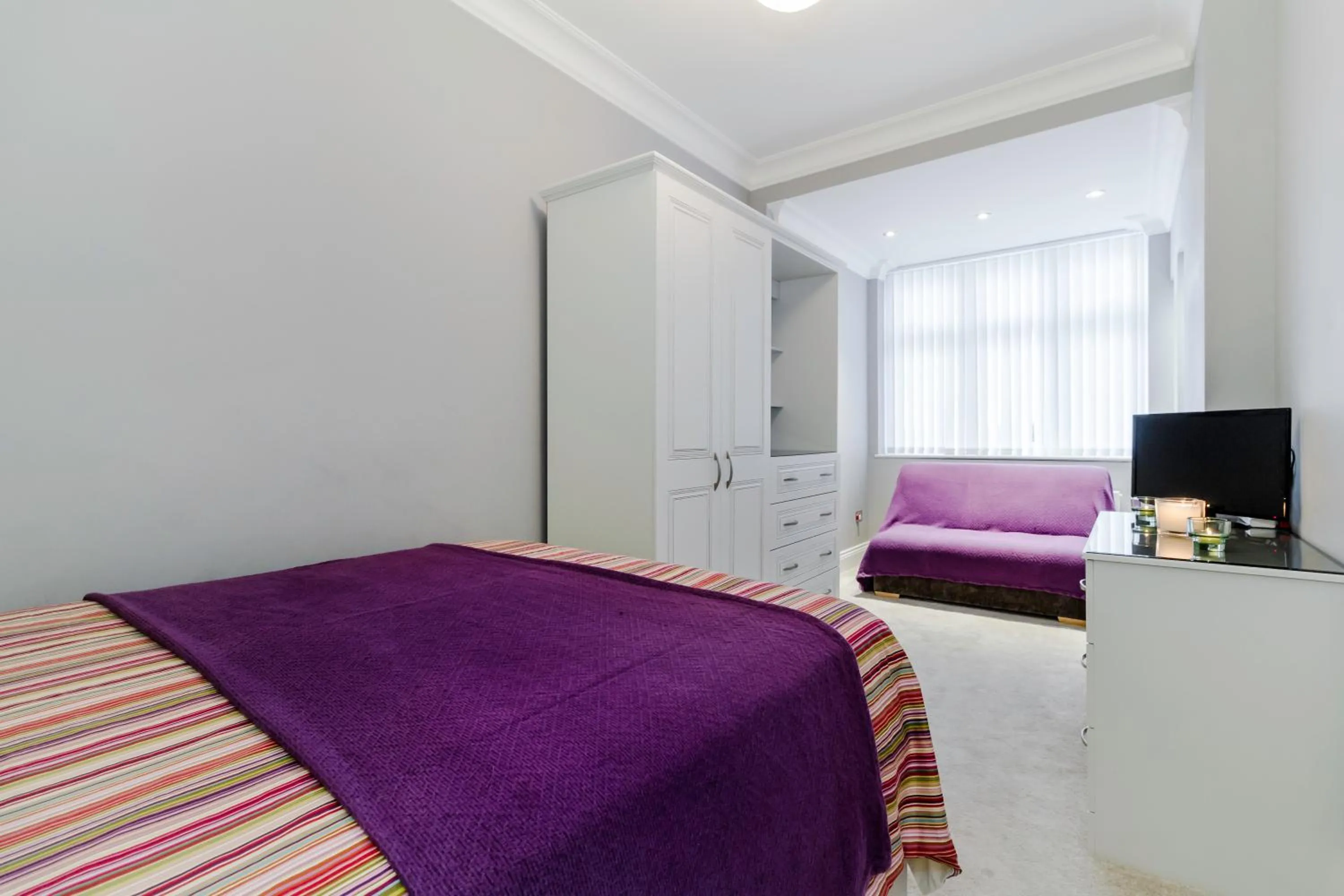 Bedroom, Bed in Brooklyn House