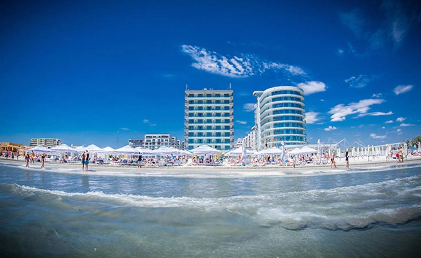Beach in Hotel Opera Mamaia