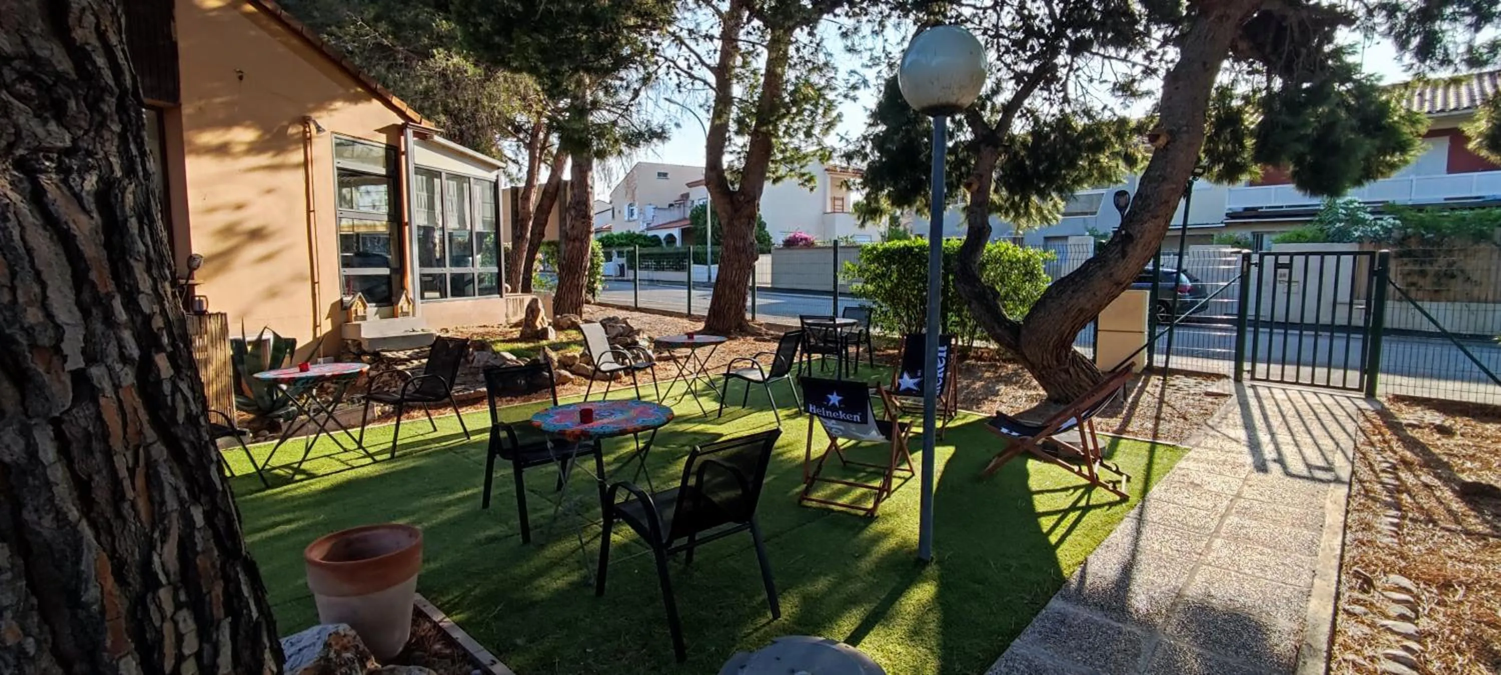 Patio in Campanile Perpignan Sud