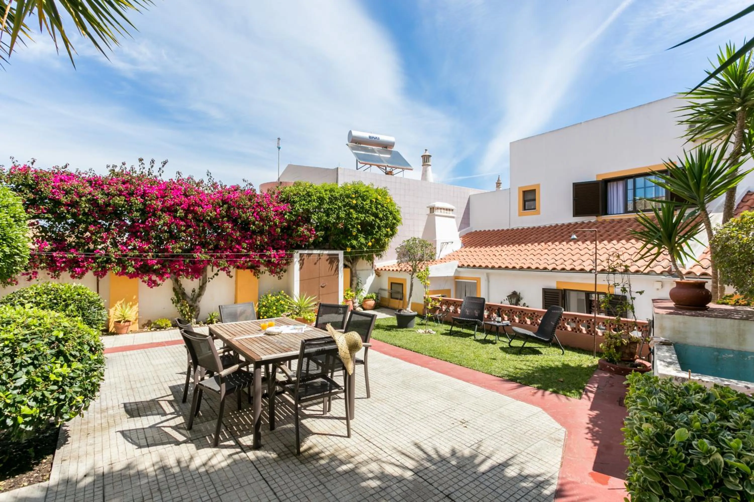 Garden in 3 Marias Garden House B&B