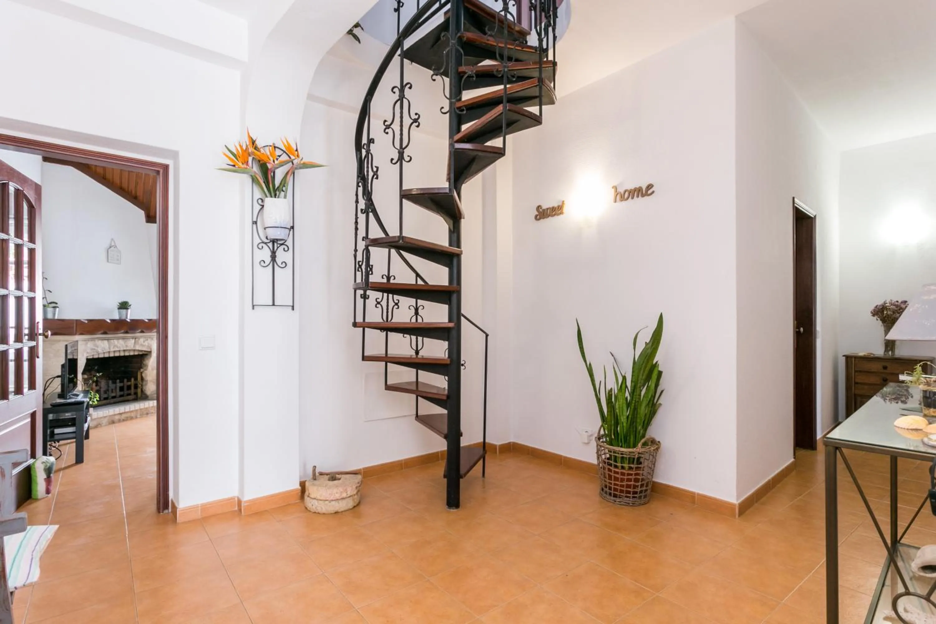 Lobby or reception in 3 Marias Garden House B&B