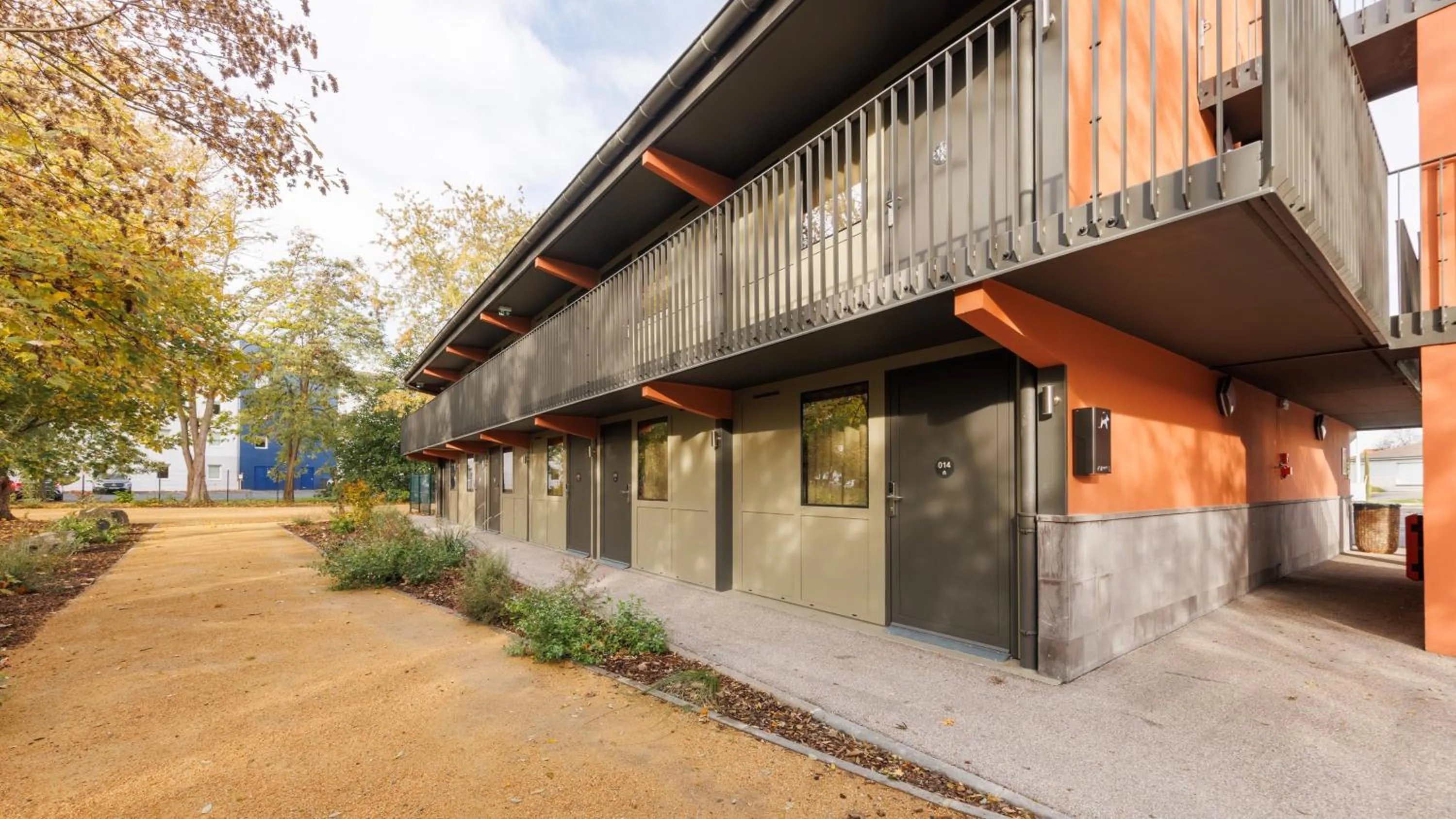 Facade/entrance in Campanile NATURE - Clermont-Ferrand Nord Riom