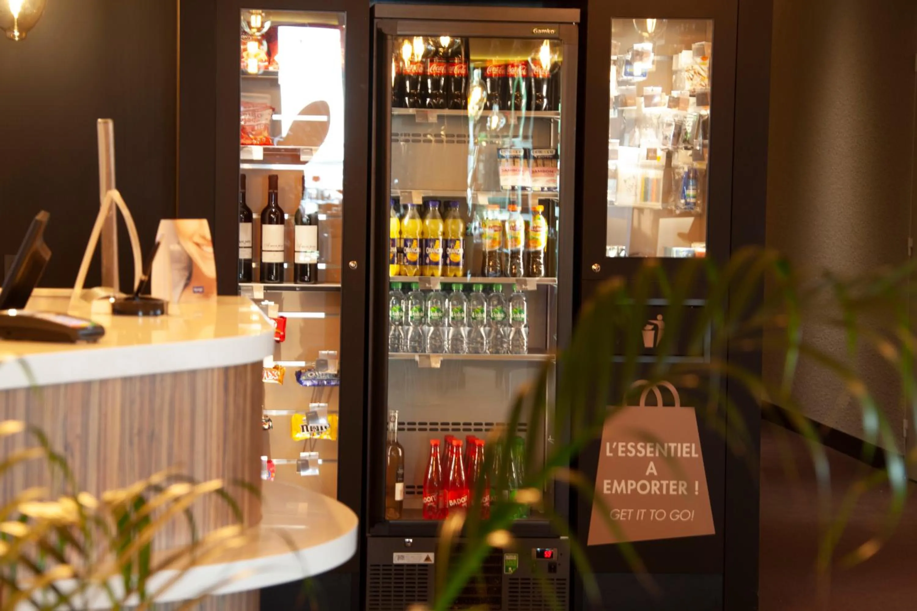 vending machine in Campanile NATURE - Clermont-Ferrand Nord Riom