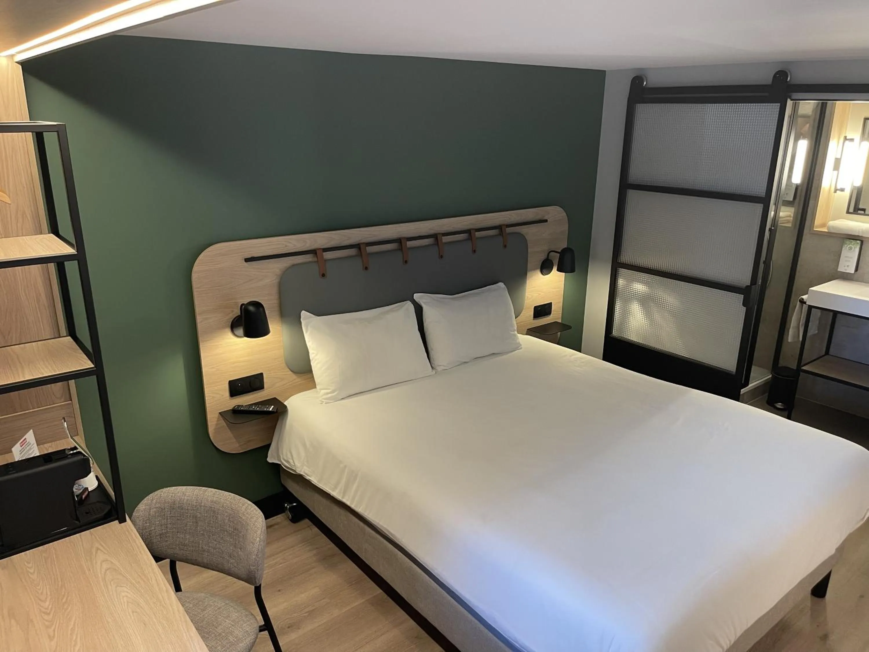 Bed in Campanile NATURE - Clermont-Ferrand Nord Riom