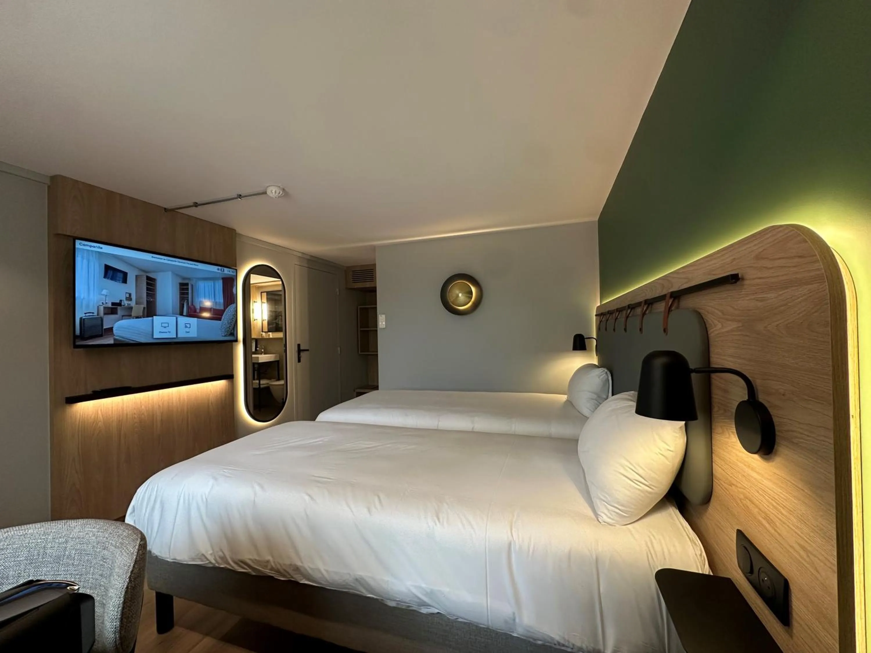 Bed in Campanile NATURE - Clermont-Ferrand Nord Riom