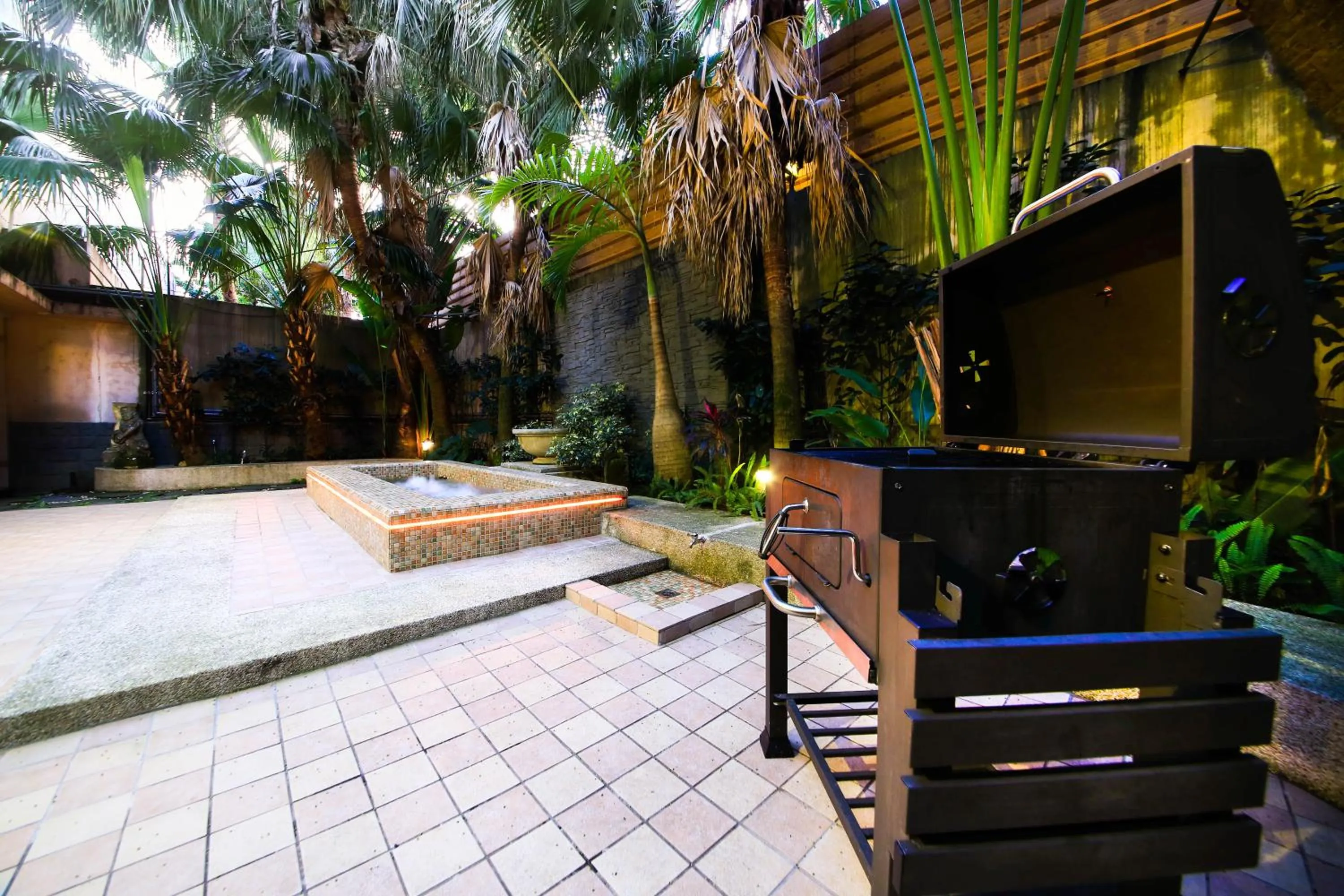 Activities in Q Motel精品旅館