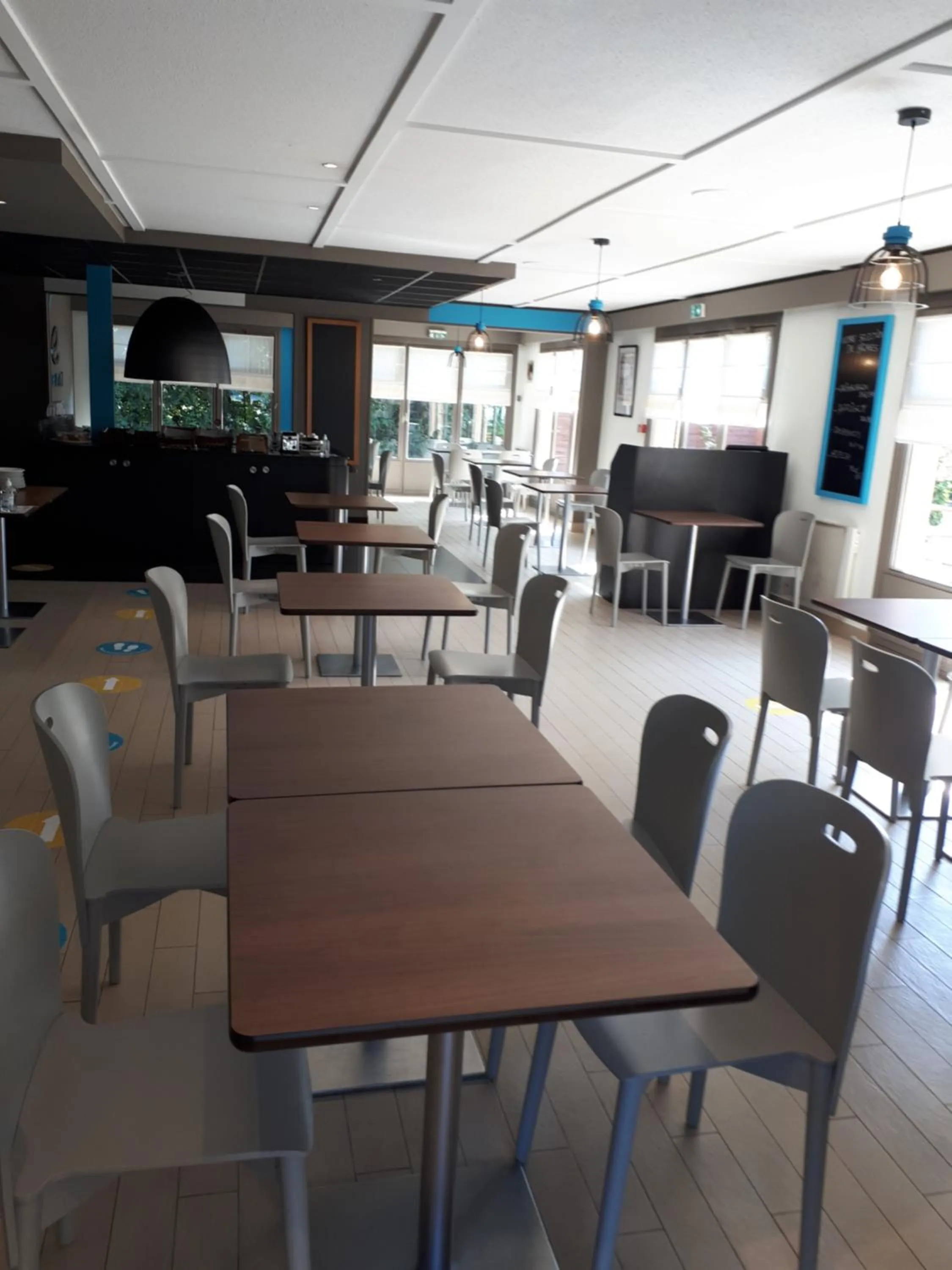 Restaurant/places to eat in Kyriad Direct Haguenau