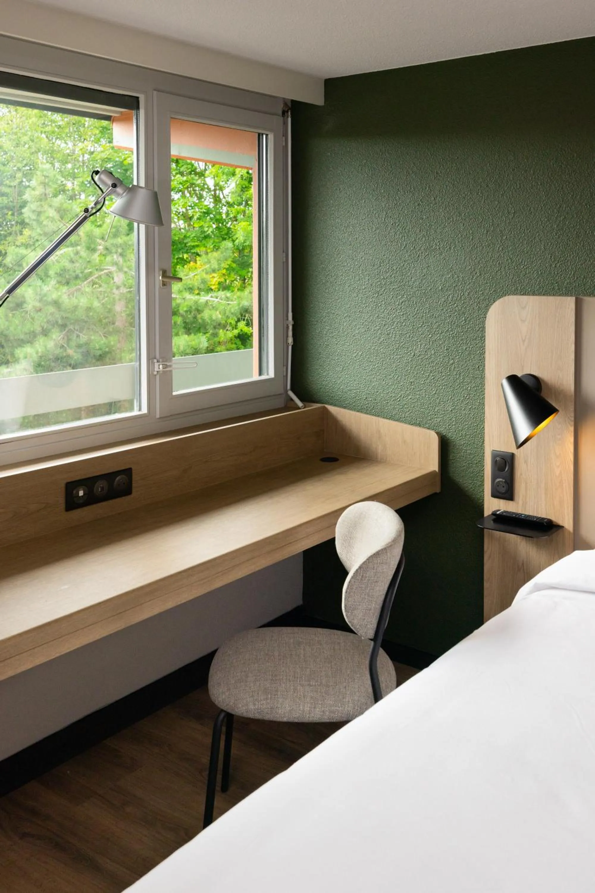 Bedroom, Bed in Campanile NATURE Les Ulis