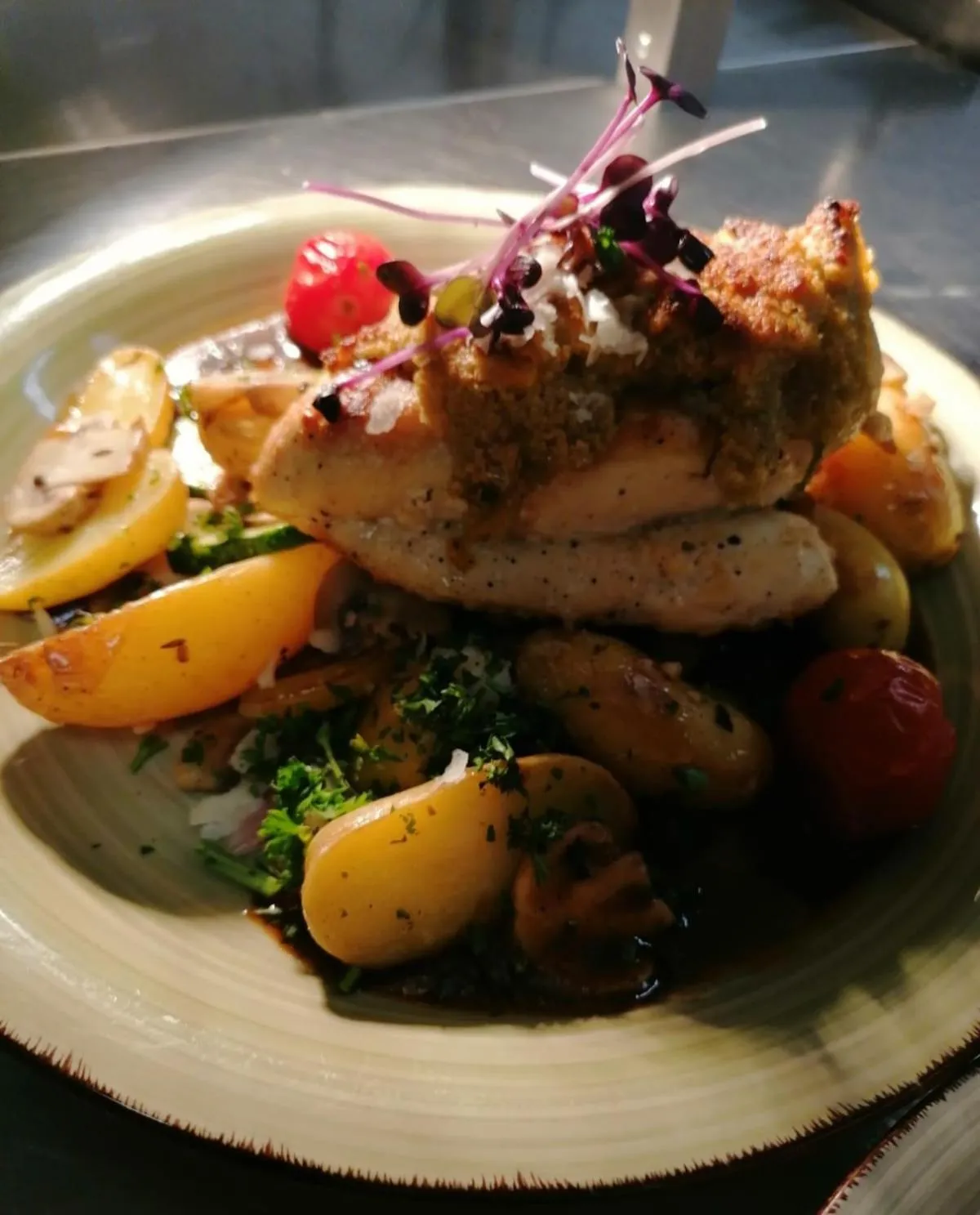 Restaurant/places to eat in Altstadt-Hotel