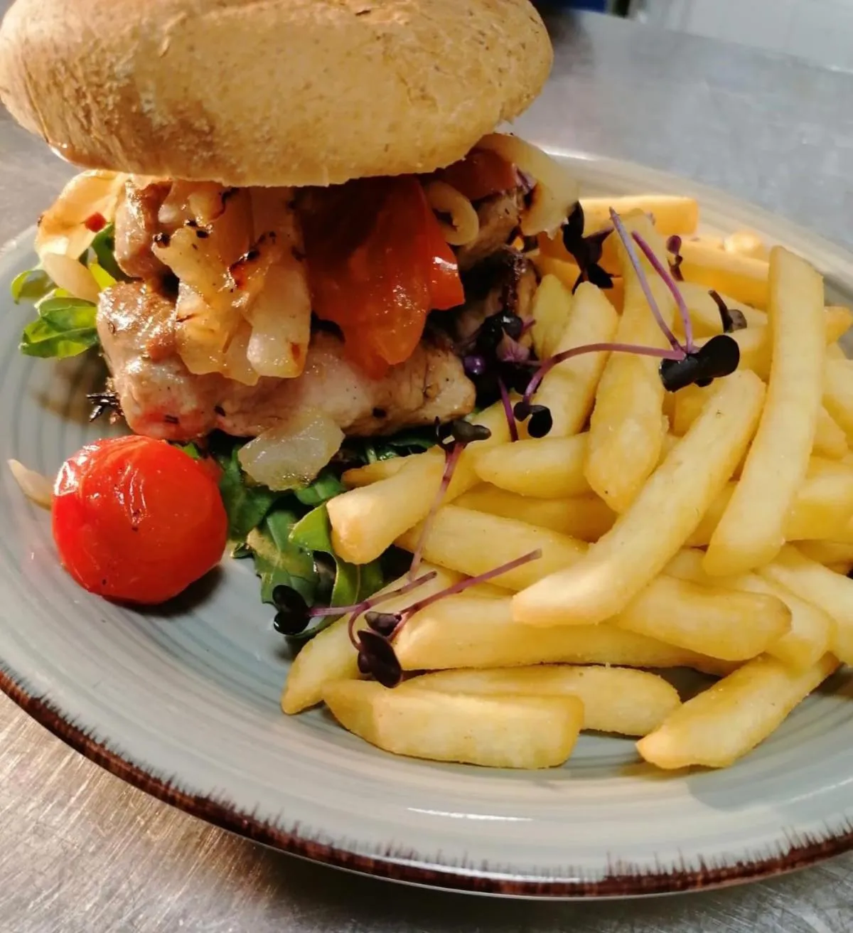 Restaurant/places to eat in Altstadt-Hotel