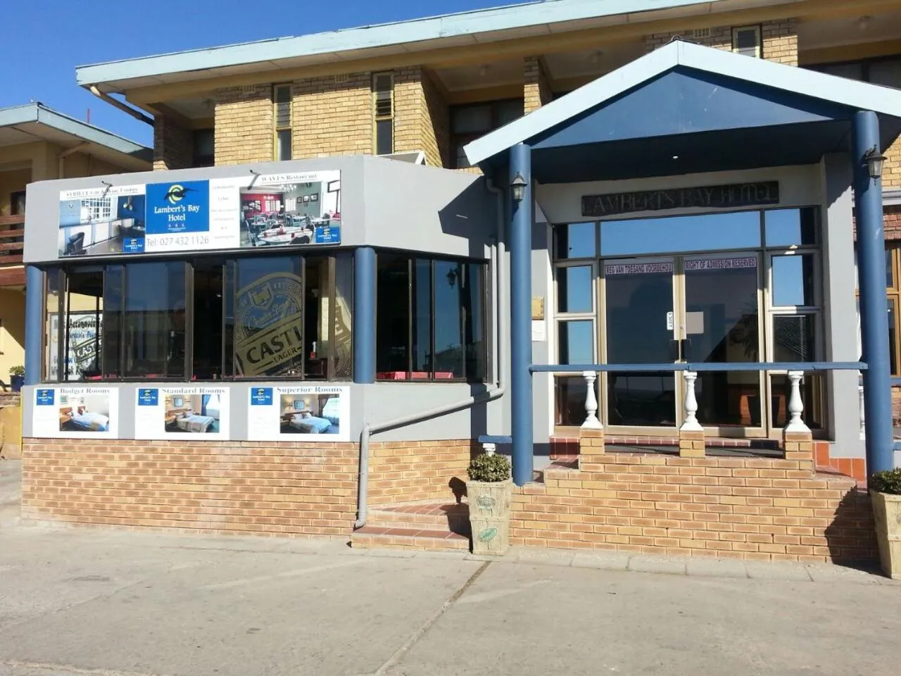 Facade/entrance in Lamberts Bay Hotel