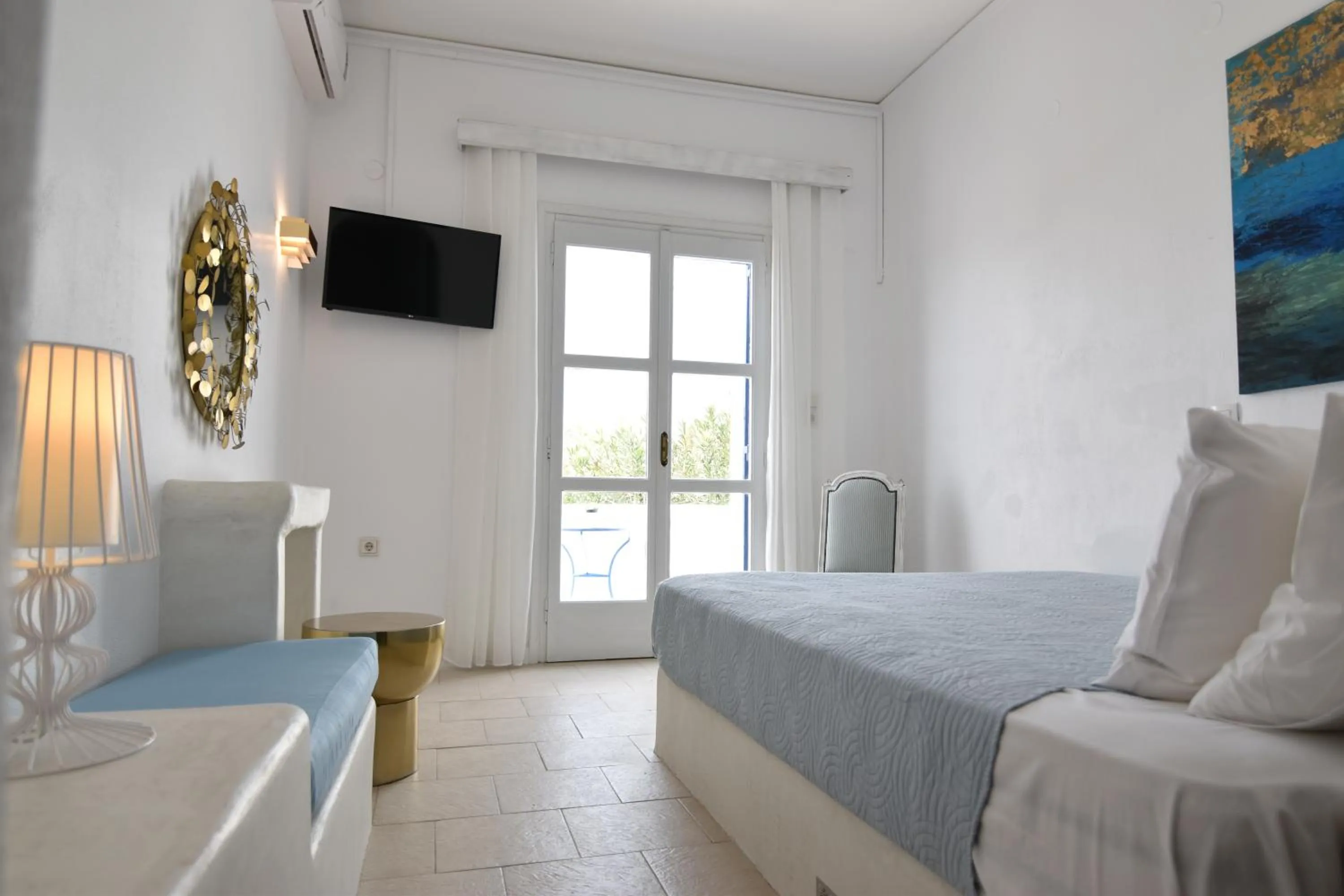 Bedroom, Bed in Aegeeis