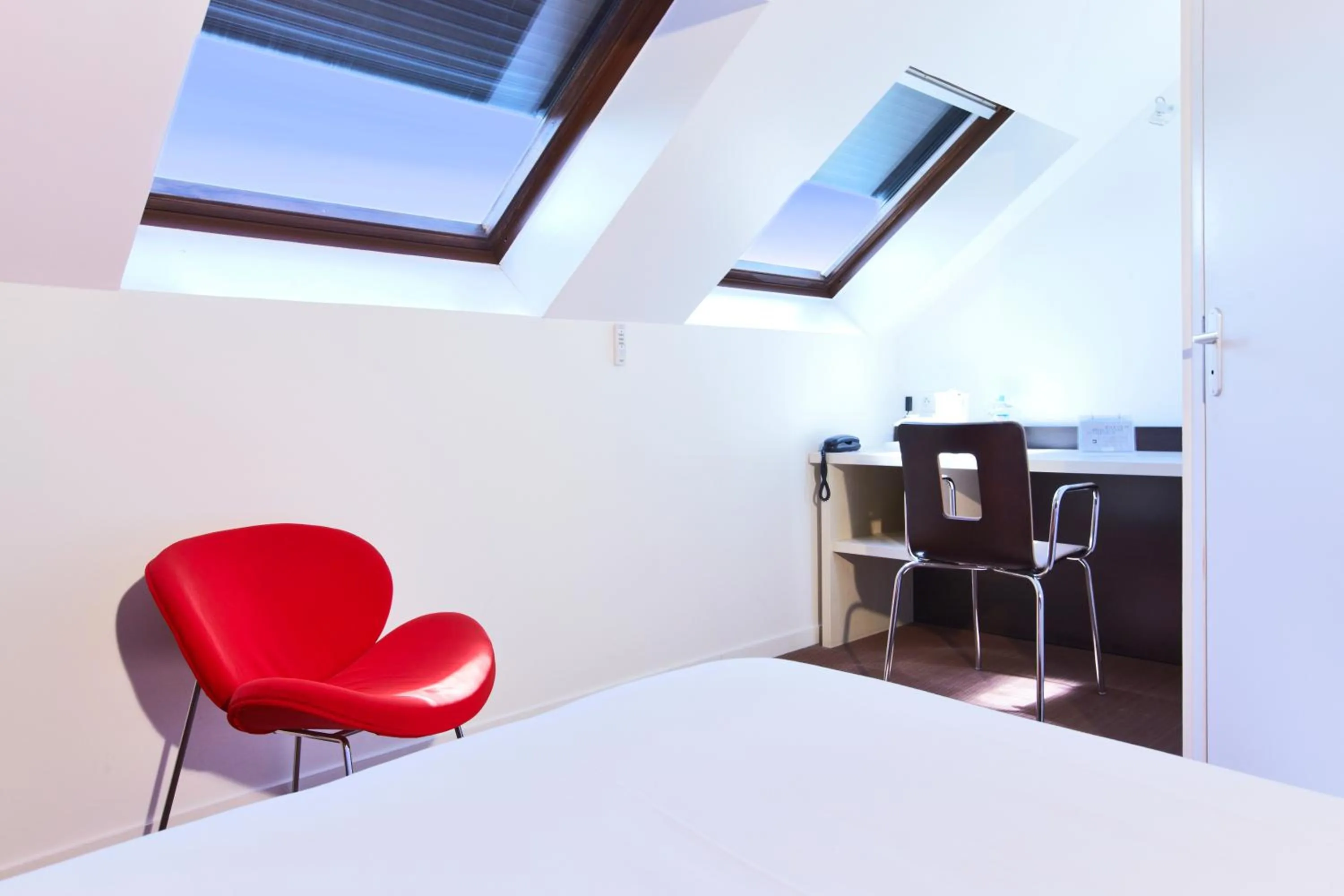 Bed in KYRIAD ROUEN NORD - Mont Saint Aignan